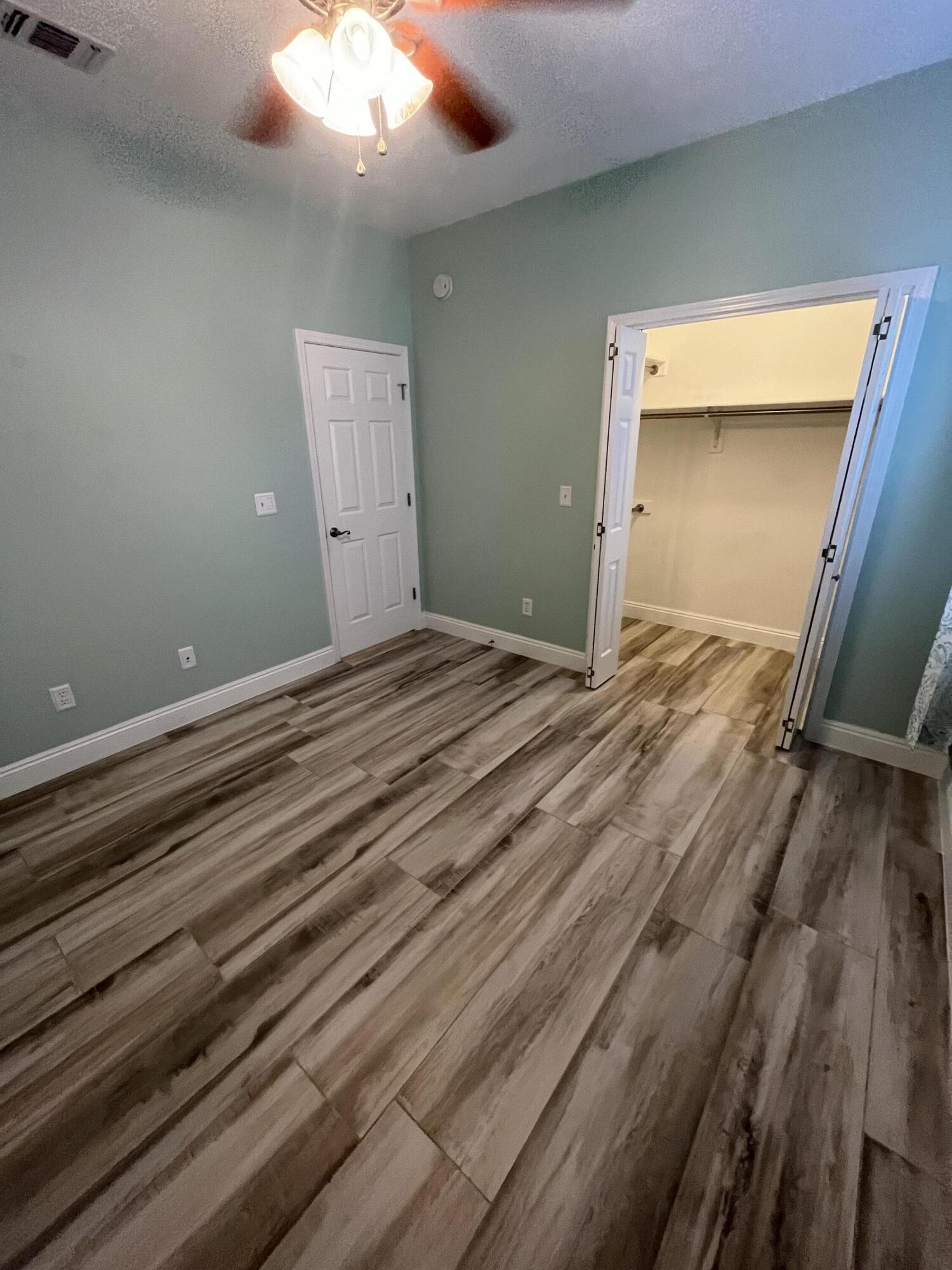 RIDGE WOOD MANOR - Residential Lease