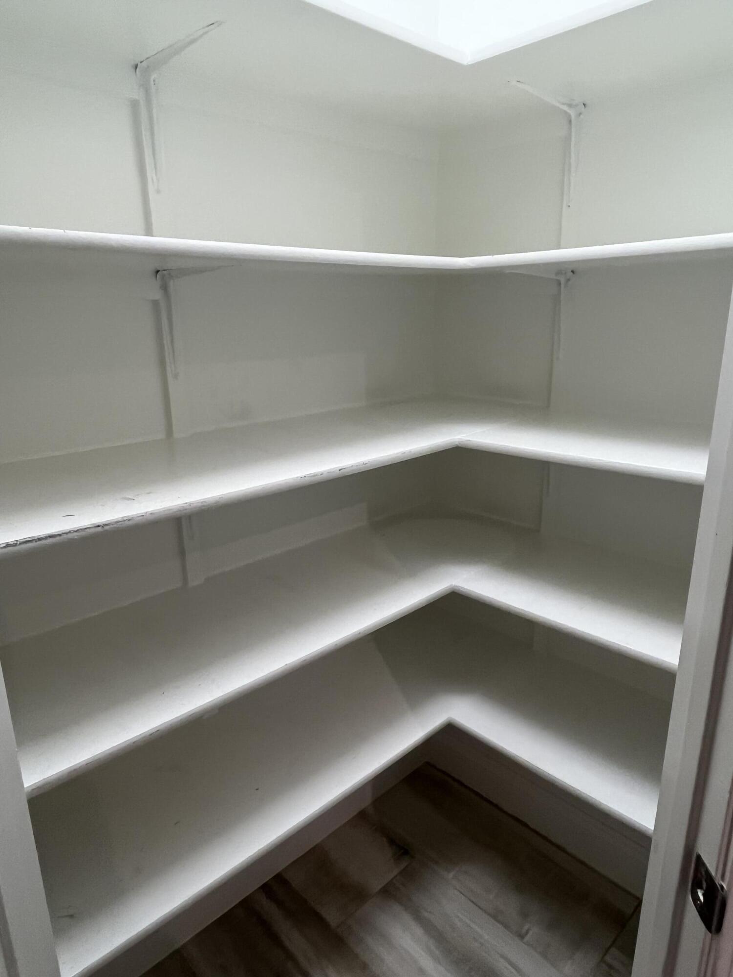 RIDGE WOOD MANOR - Residential Lease