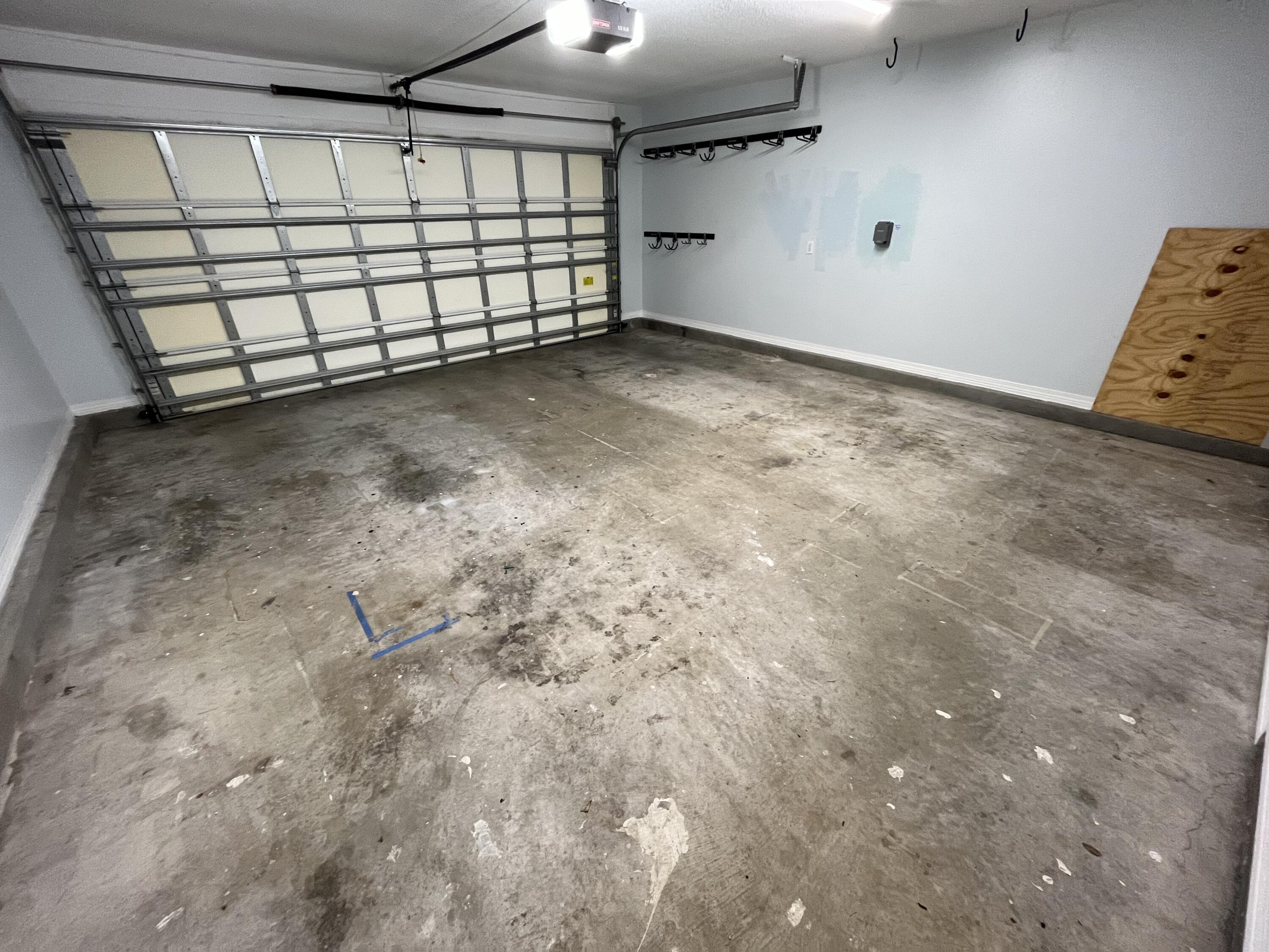 RIDGE WOOD MANOR - Residential Lease