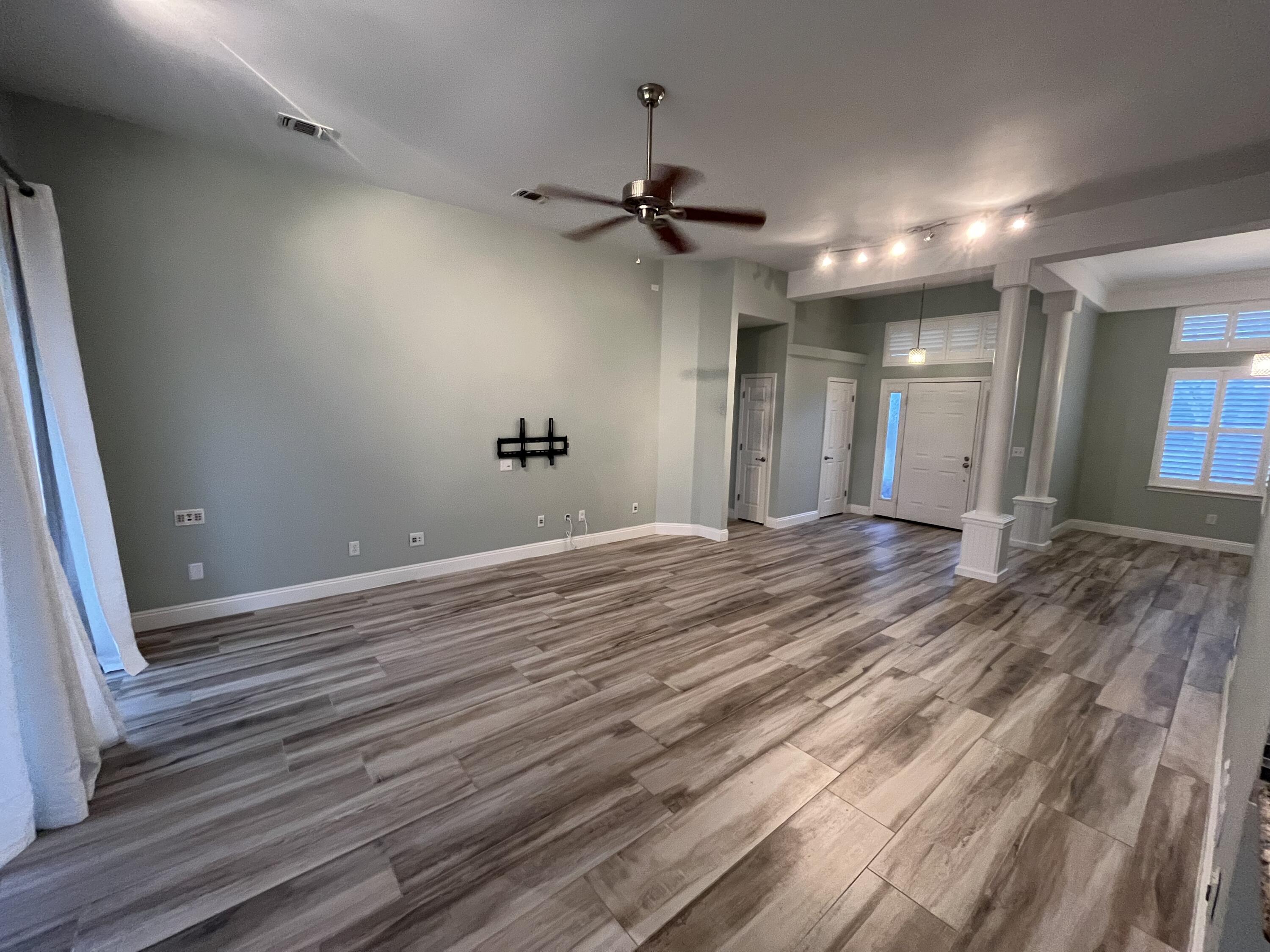 RIDGE WOOD MANOR - Residential Lease