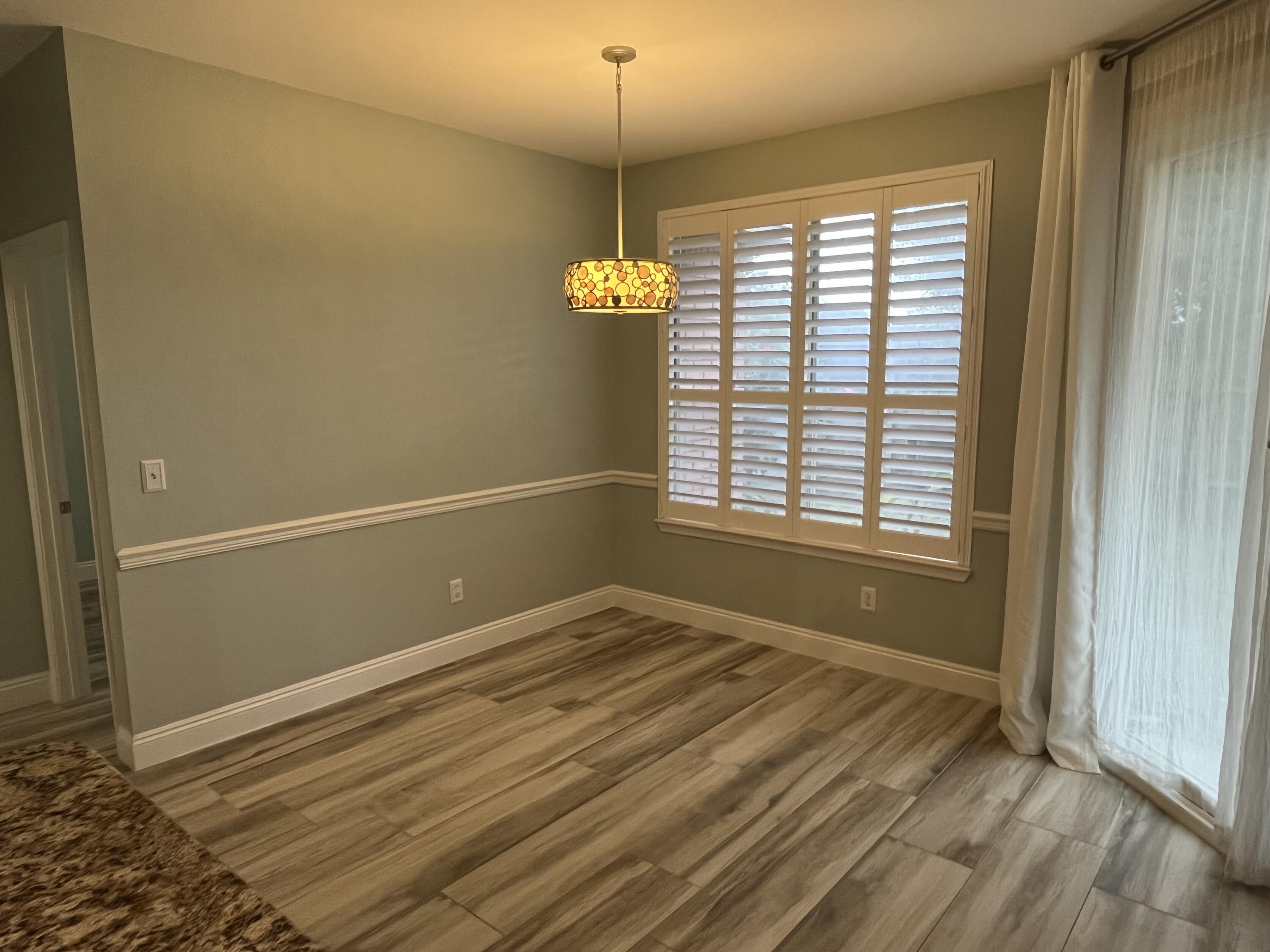 RIDGE WOOD MANOR - Residential Lease