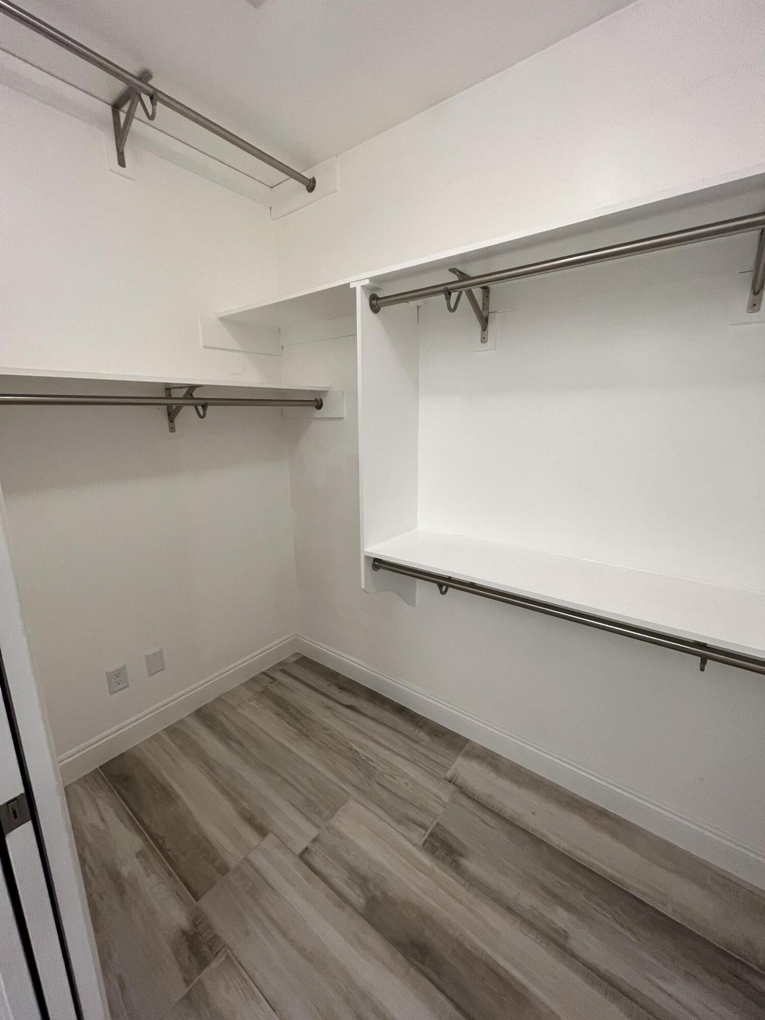 RIDGE WOOD MANOR - Residential Lease