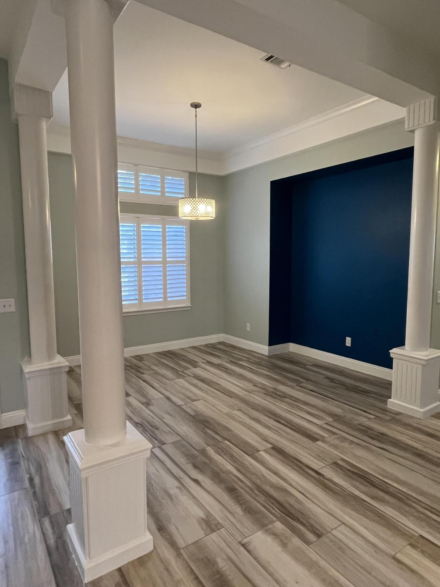 RIDGE WOOD MANOR - Residential Lease