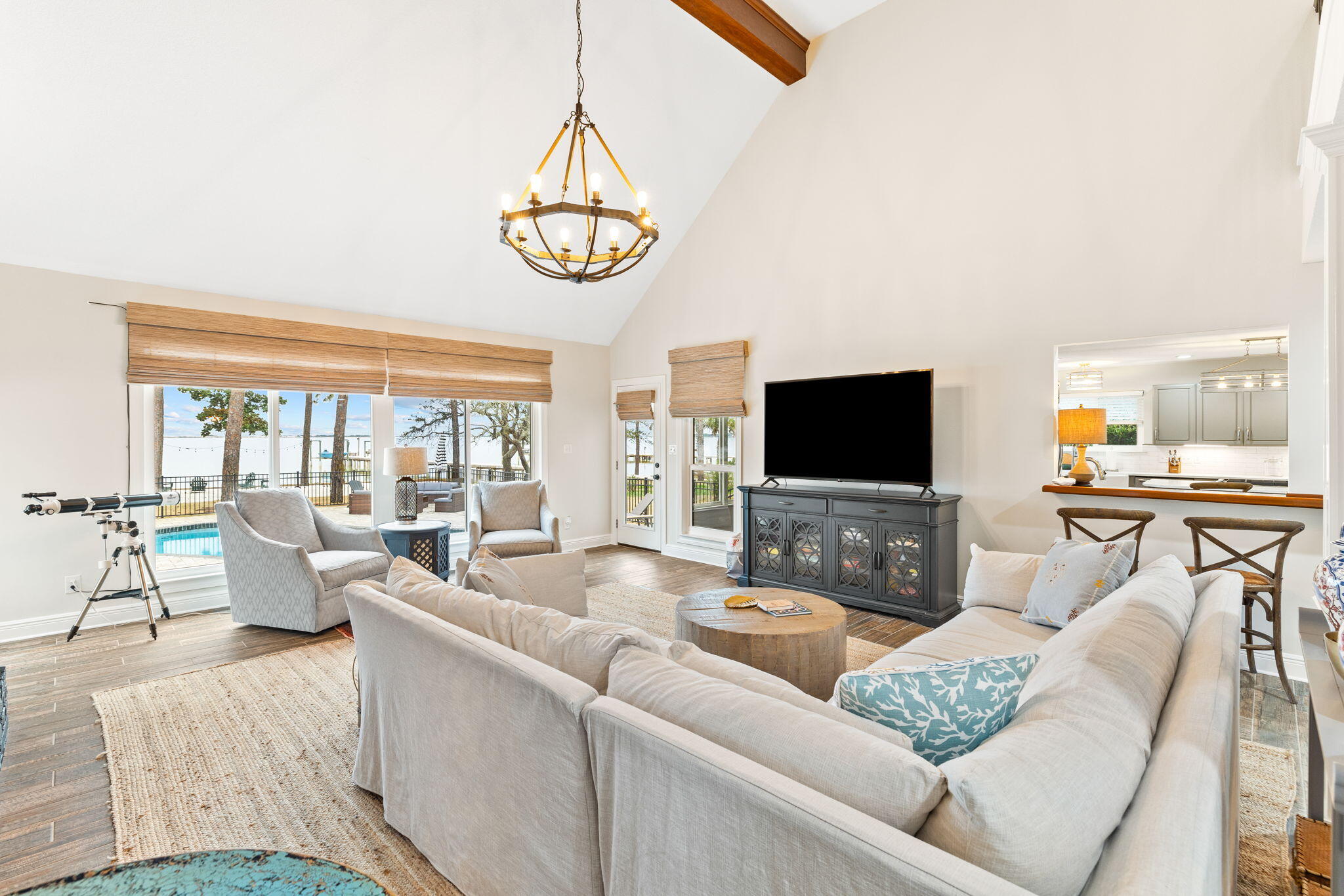 PARISH POINT - Residential