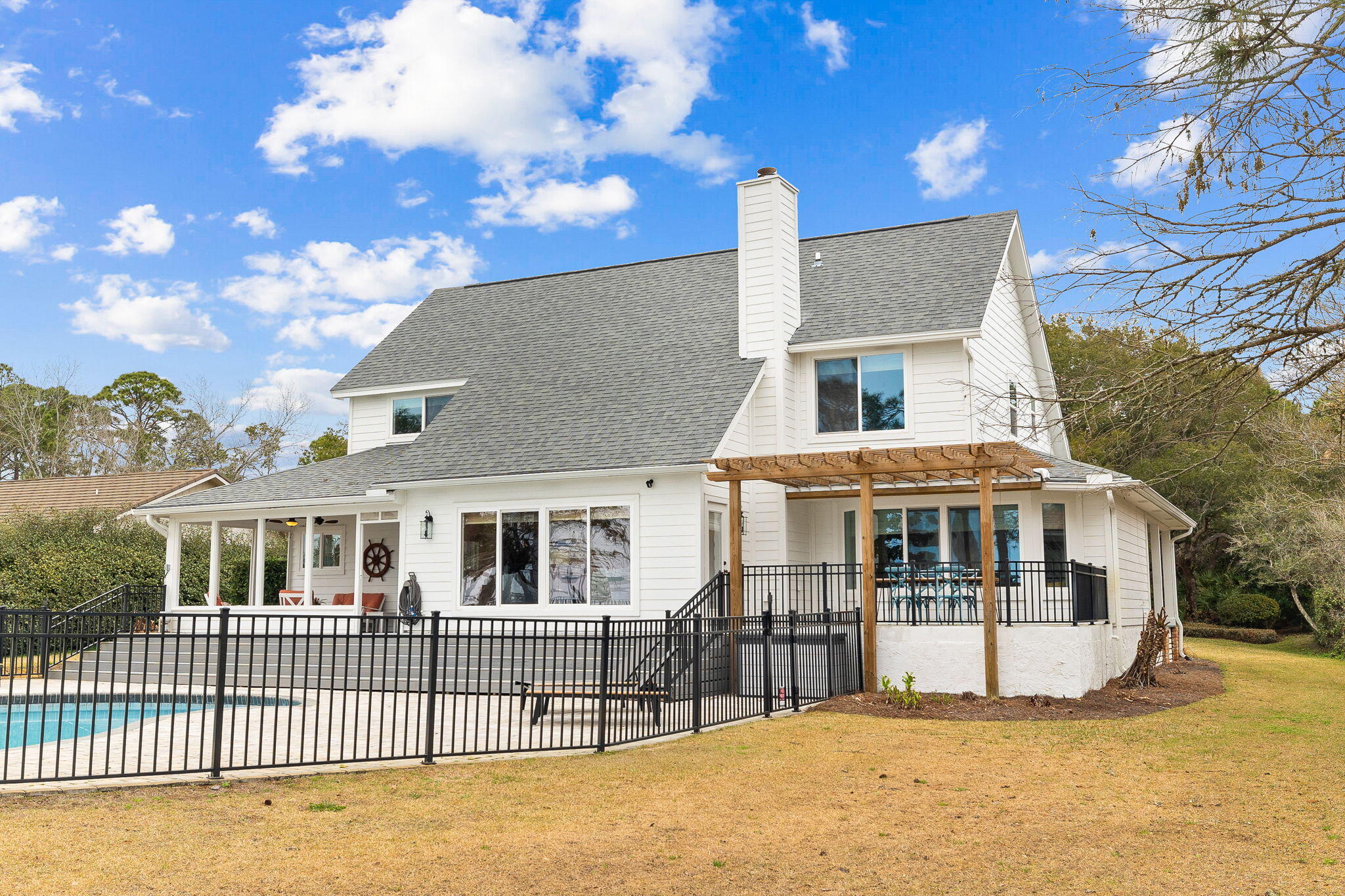 PARISH POINT - Residential