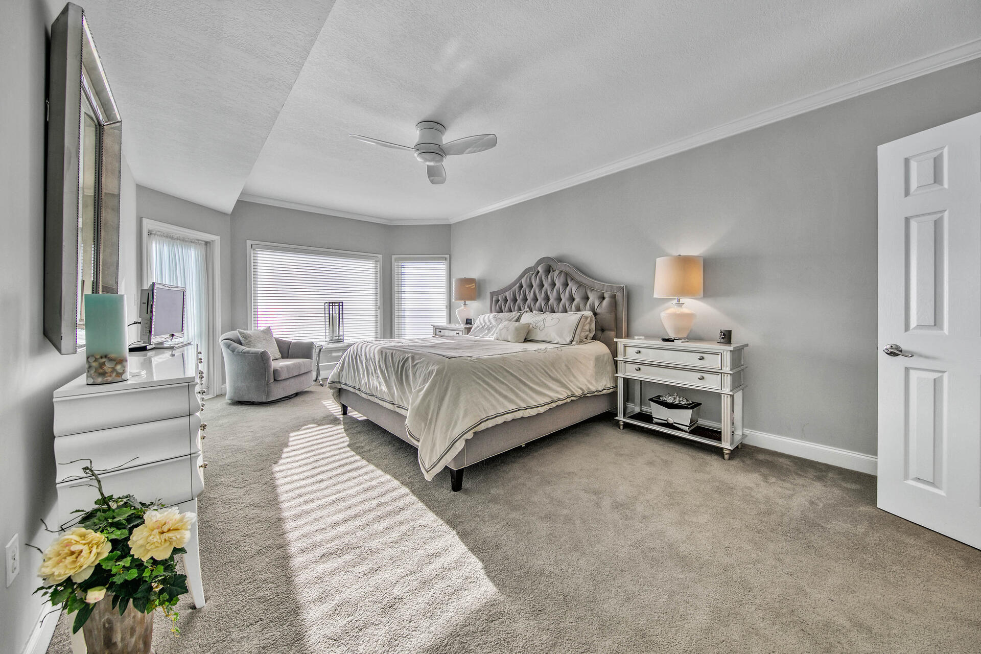 WATERVIEW TOWERS YACHT CLUB - Residential