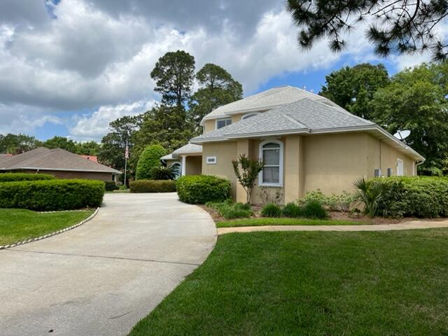 **Available August 15th**Pets considered per owner approval**NO SHOWINGS until July 1st***This beautiful, spacious home is located in Glenlake, one of the most sought-after subdivisions in Bluewater Bay off Bluewater Blvd. This enchanting enclave neighborhood features style homes surrounding a spectacular lake with lighted fountain features. When you enter the home you are greeted by a grand staircase and open catwalk. There are three bedrooms, three full bathrooms, an oversized two-car garage with ample storage, all on a 1/2-acre lot. **All pets are registered via pet screening, and all assistance animals are verified through the same screening process.**

**Carpet cleaning (if applicable) & Admin Fee charged **

Tenant to verify all data. Please contact Sound Choice Real Estate to schedule a showing- 850-389-8533.

***Approval is based on several factors as follows***
- Rental History and Verification
- Employment History and Verification
- Credit History
- Criminal Background & Terrorist Database Check
- Pet Verification