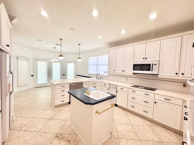 GLENLAKE PH 2 LOT 18 BLK A - Residential Lease