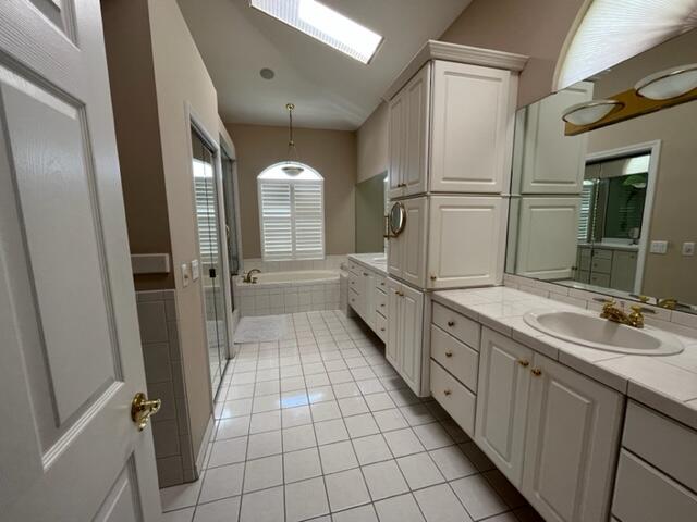 GLENLAKE PH 2 LOT 18 BLK A - Residential Lease