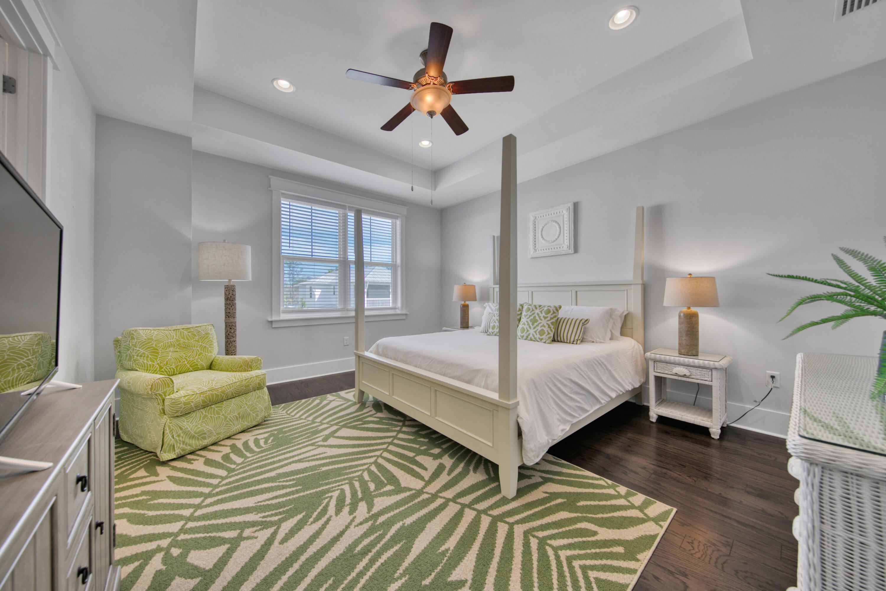 NATUREWALK AT SEAGROVE - Residential