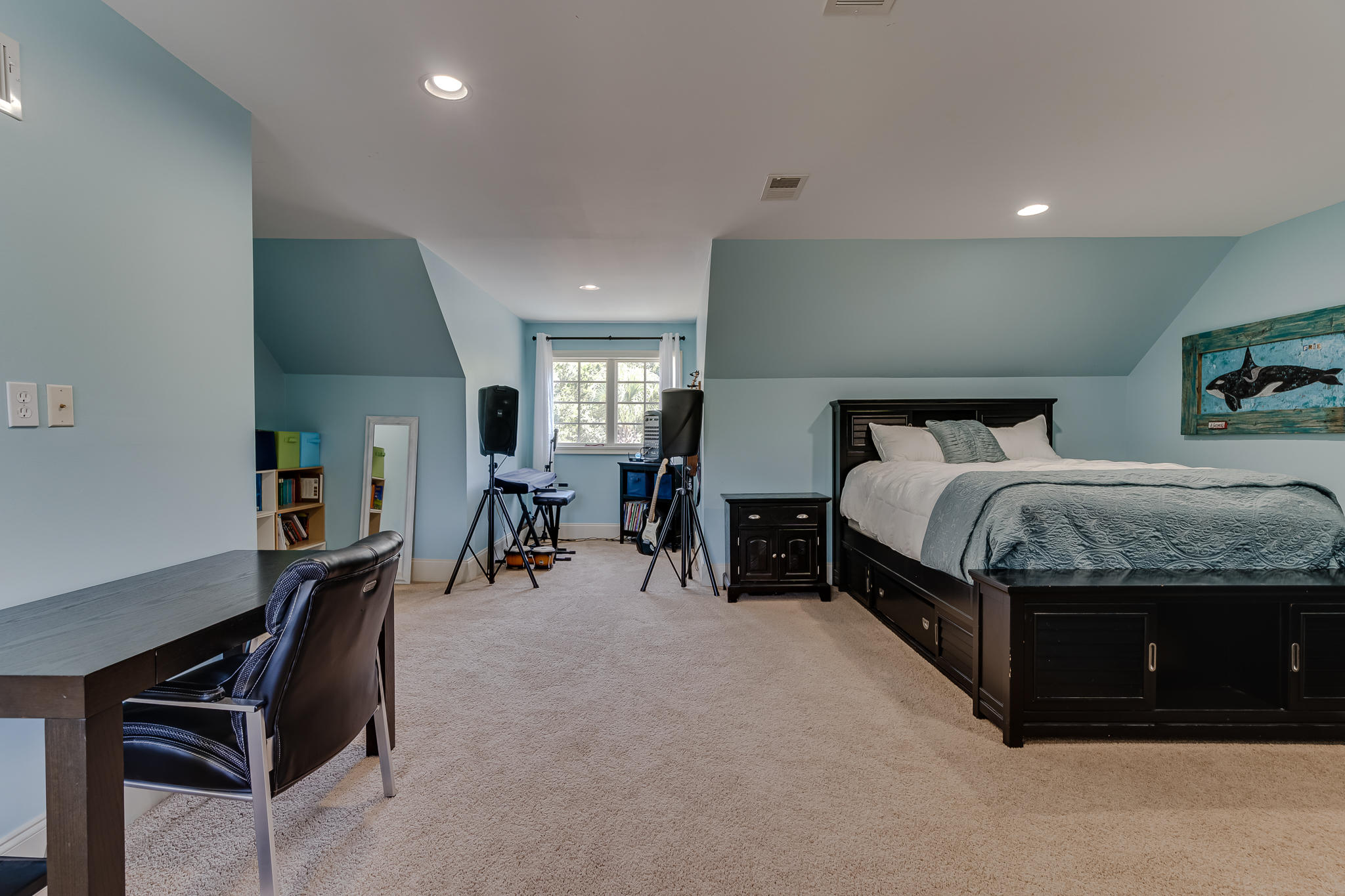 BURNT PINE - Residential