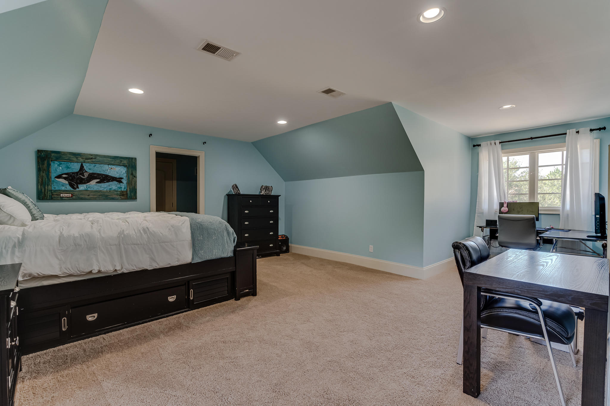 BURNT PINE - Residential