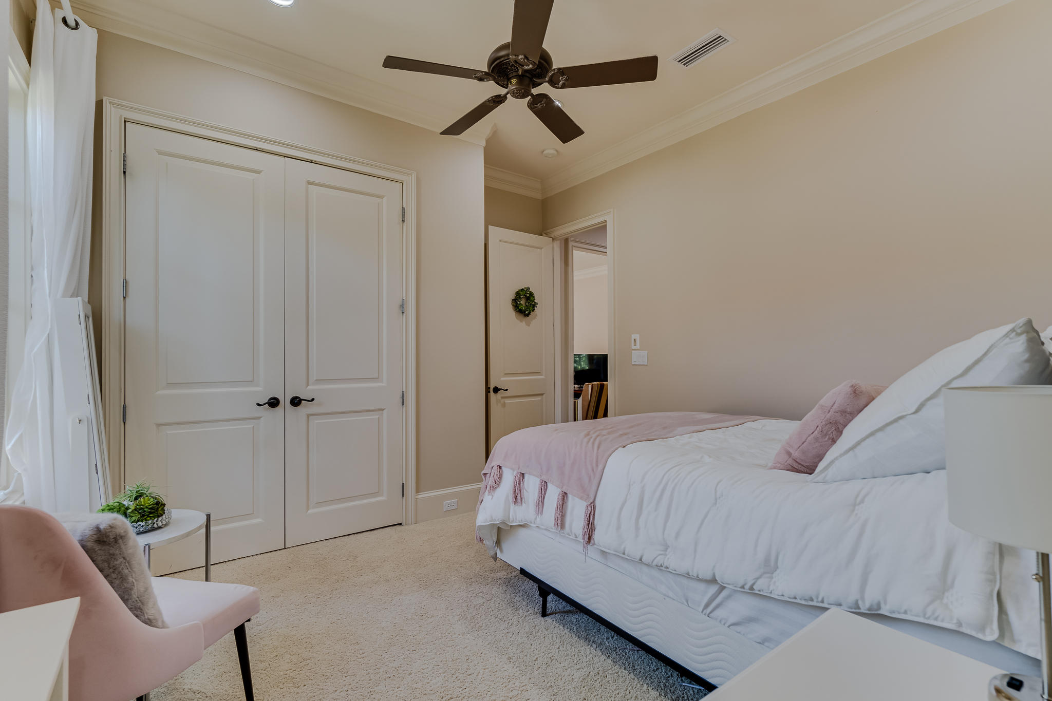 BURNT PINE - Residential