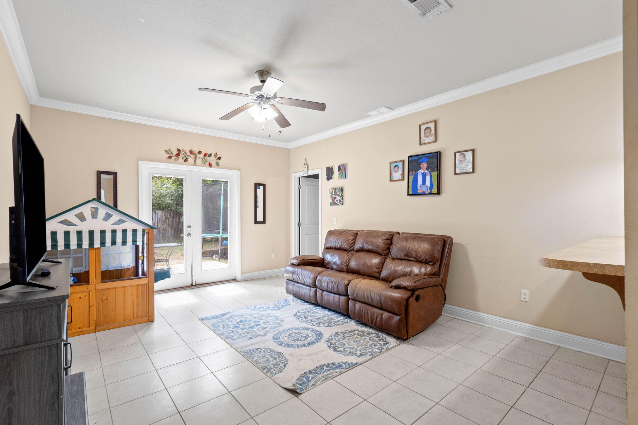 LAGRANGE LANDING - Residential