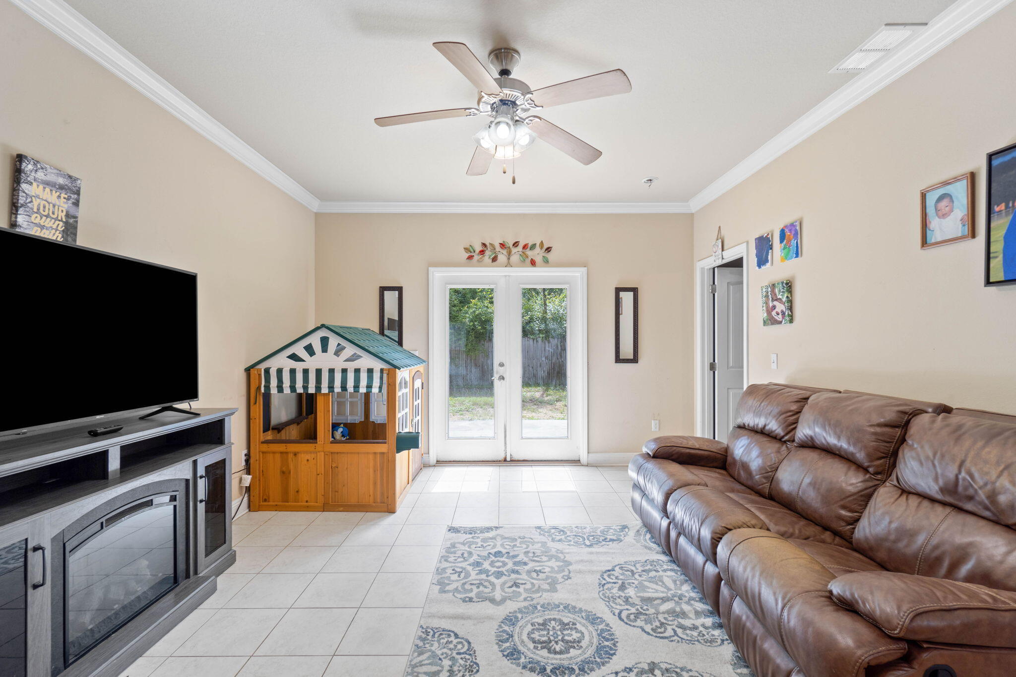 LAGRANGE LANDING - Residential