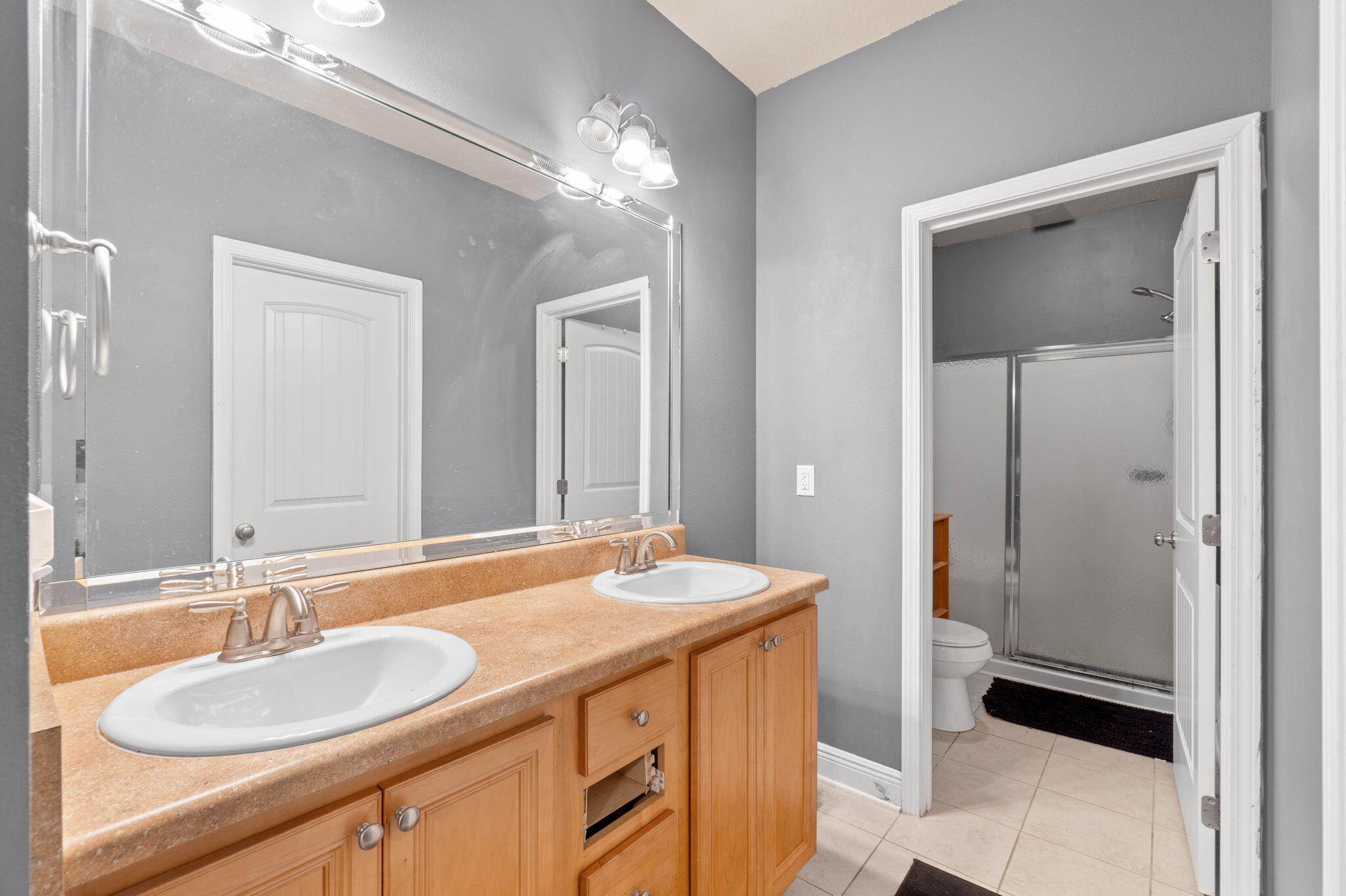 LAGRANGE LANDING - Residential