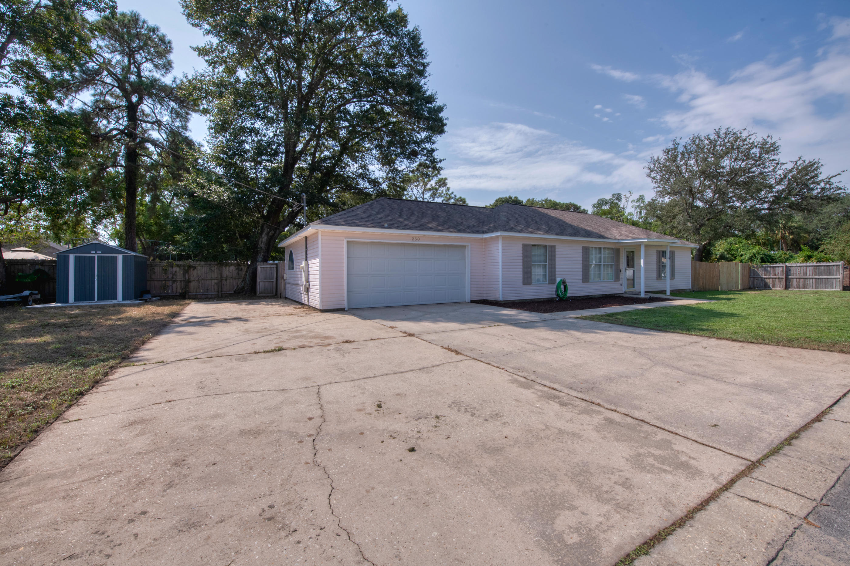 MILLS LANDING - Residential