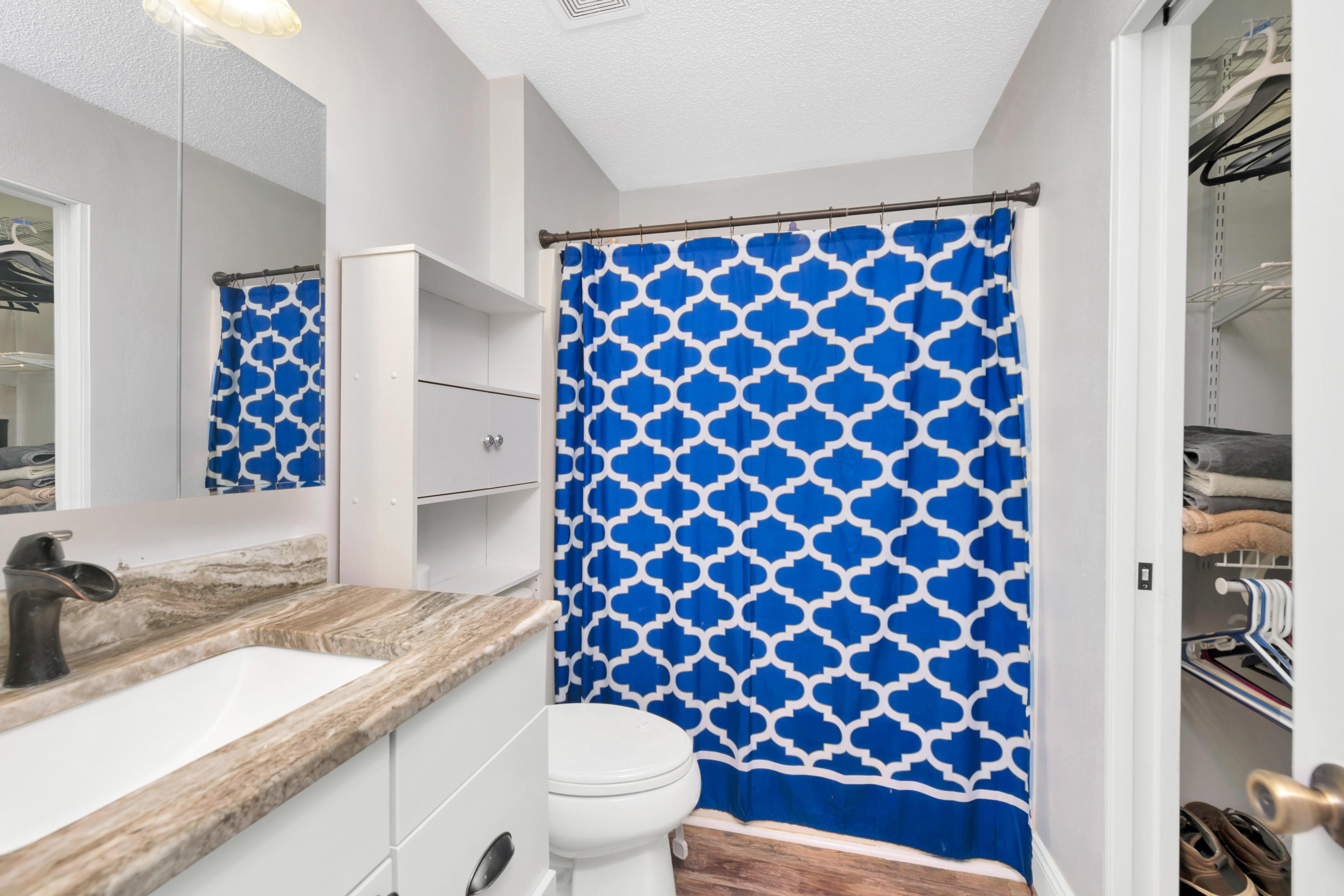 MILLS LANDING - Residential