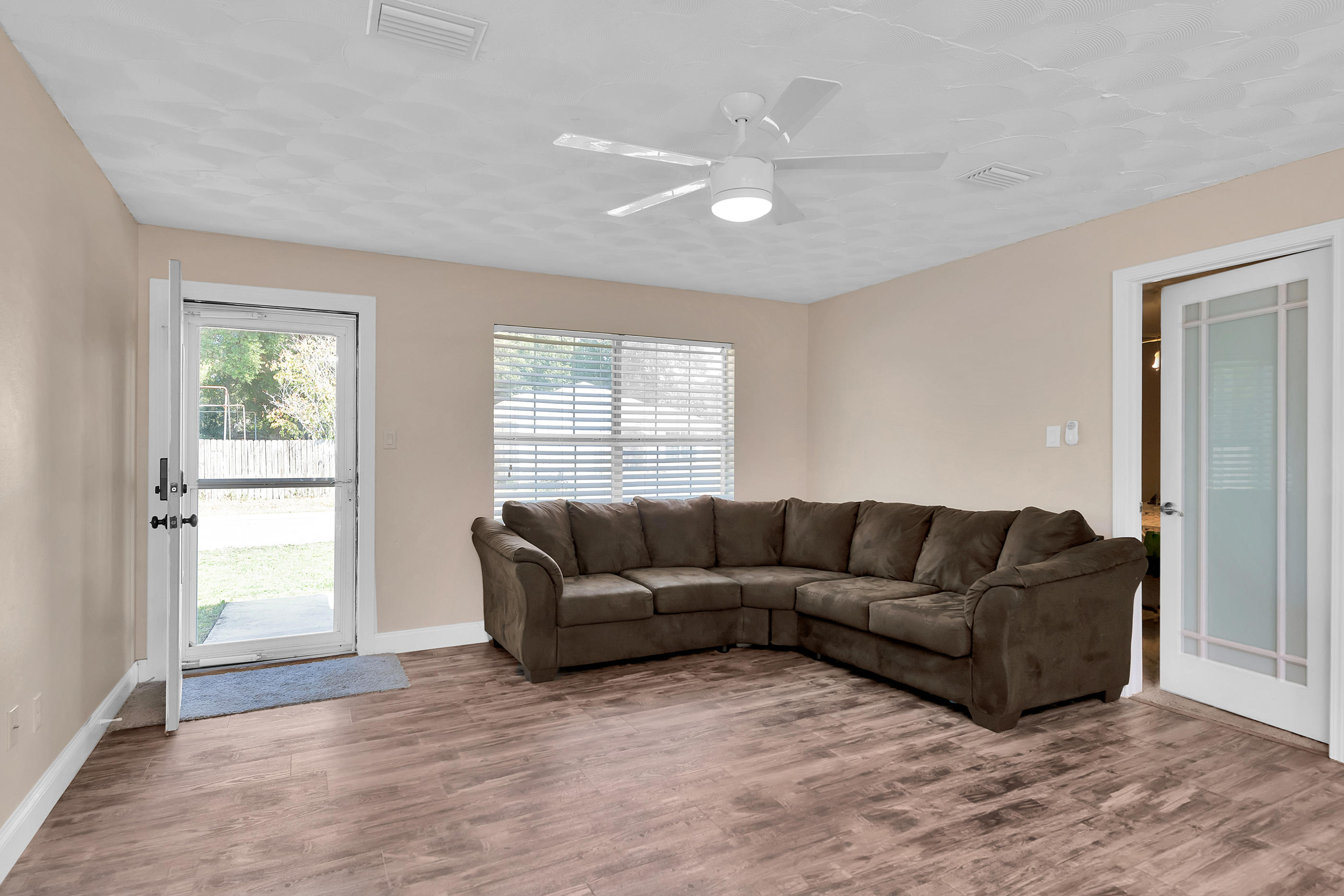 MILLS LANDING - Residential