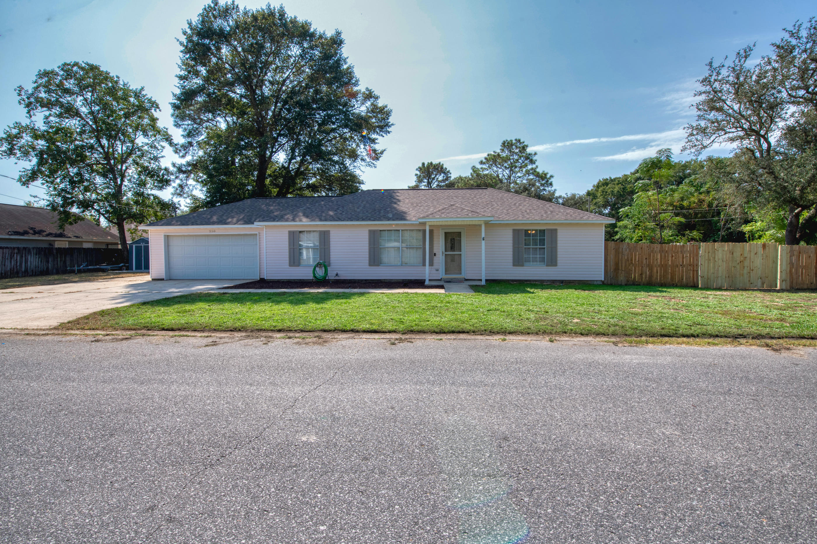 MILLS LANDING - Residential