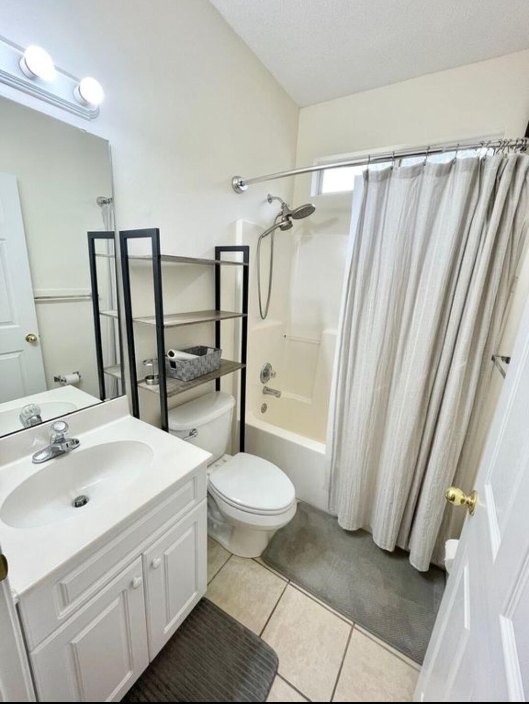 CREEK RUN ESTATES - Residential