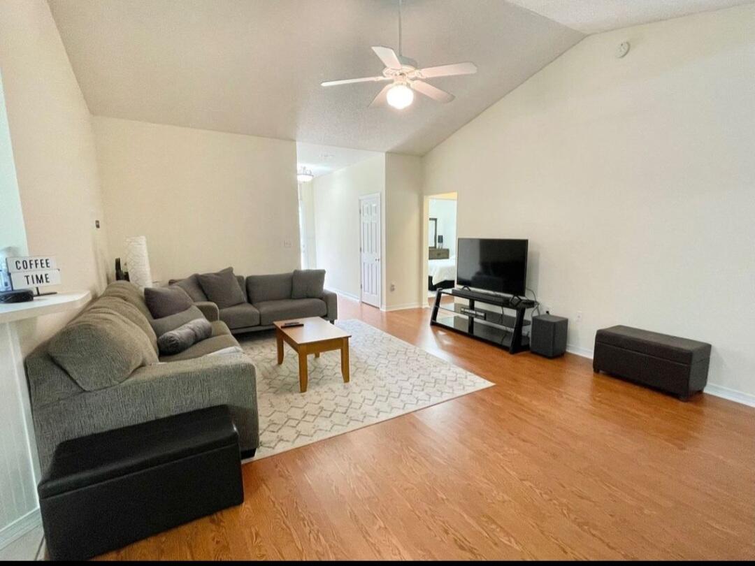 CREEK RUN ESTATES - Residential