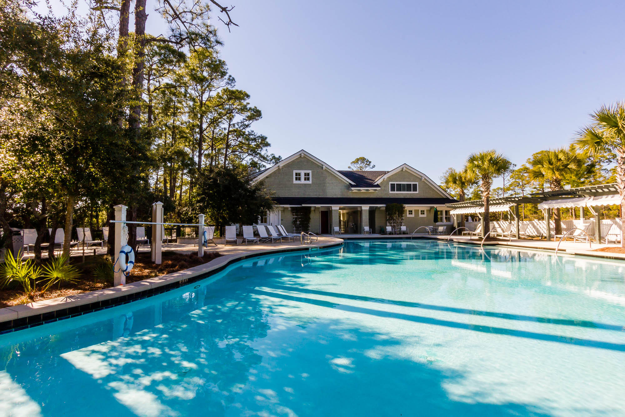 This listing has been added to MLS for comp purposes only. Sold price reflects market value as of contract date of January 2016.