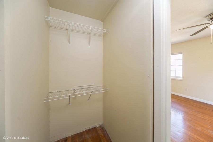 N Lakeview Units - Residential