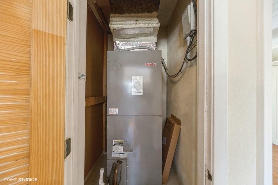 N Lakeview Units - Residential