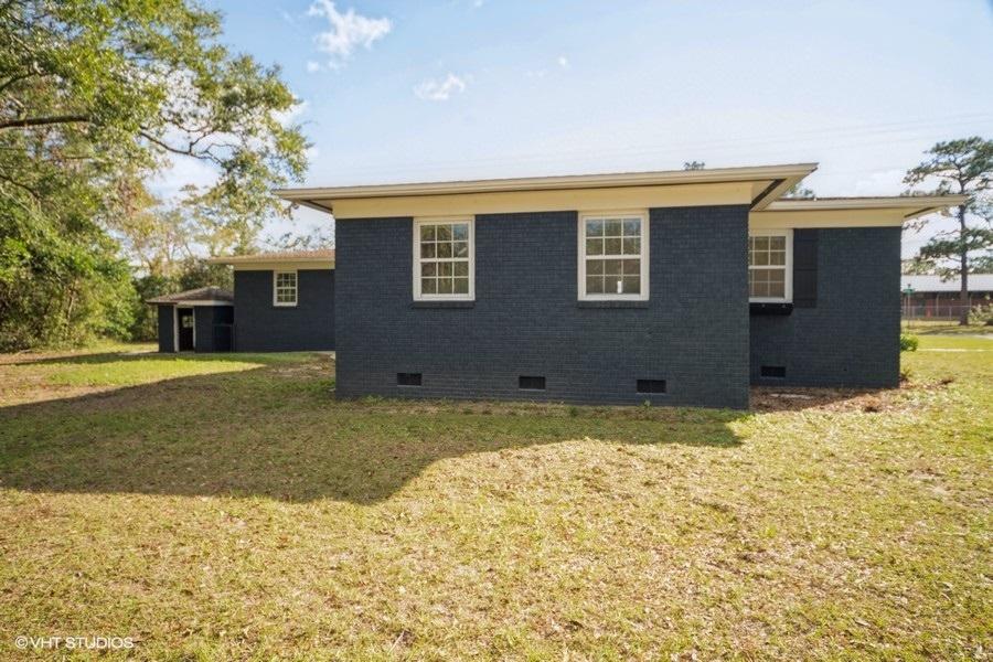 N Lakeview Units - Residential