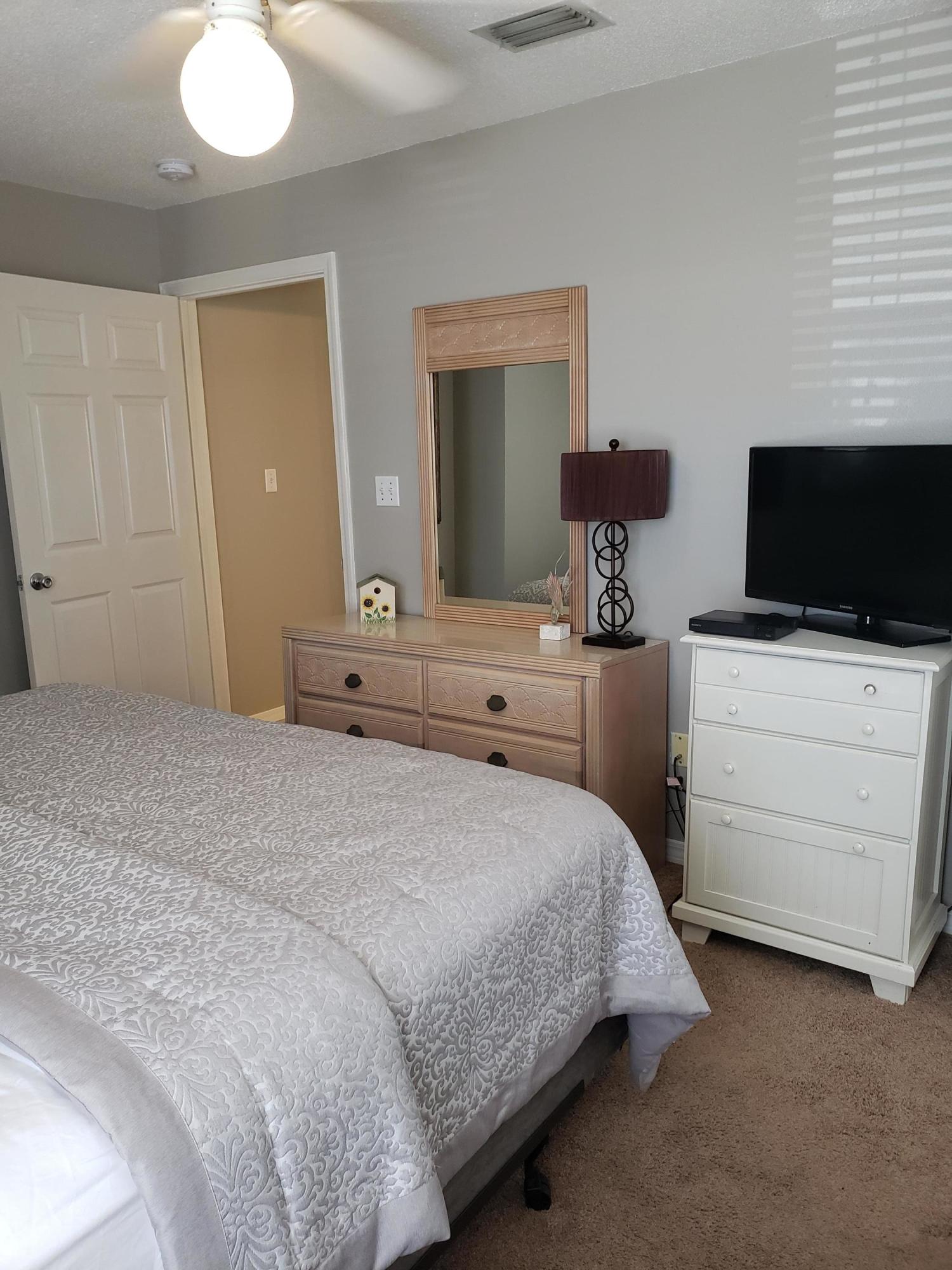 SUNSET HARBOUR VILLAS CONDO - Residential