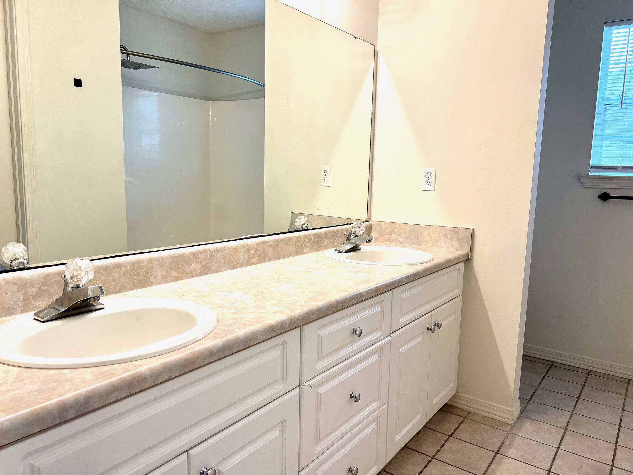 SOUTHERN PINES - Residential Lease