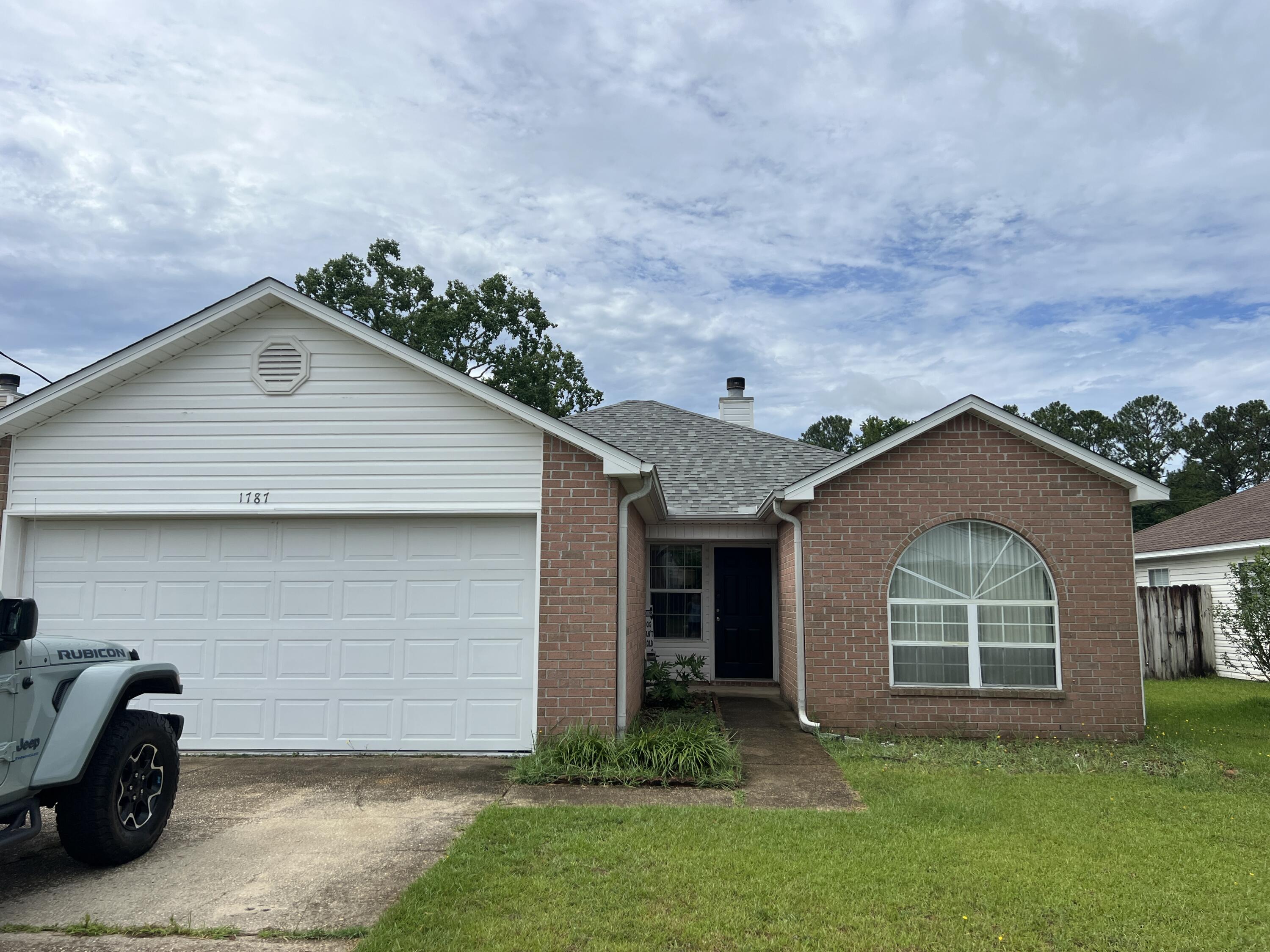 SOUTHERN PINES - Residential Lease