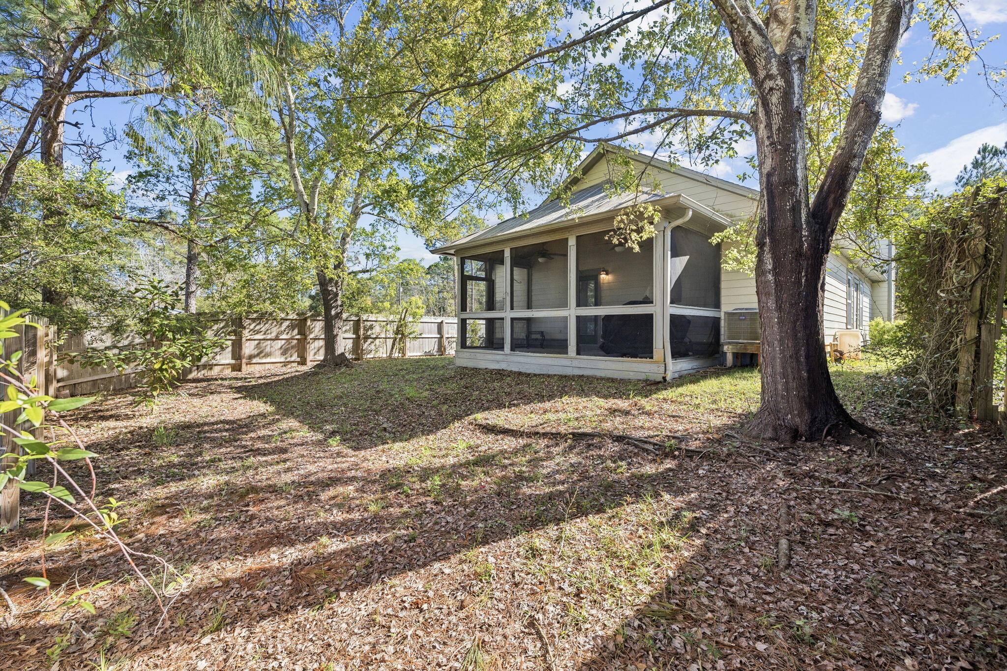 TOWN OF SANTA ROSA - Residential