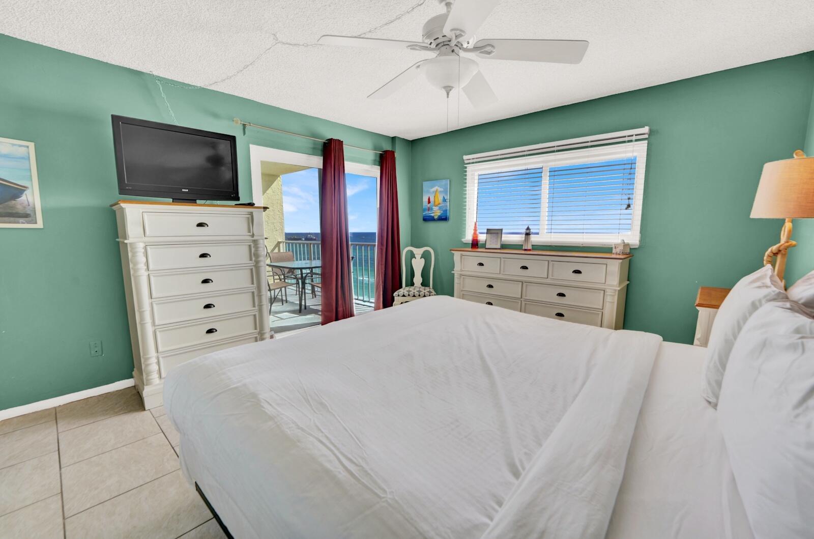 REGENCY TOWERS - Residential