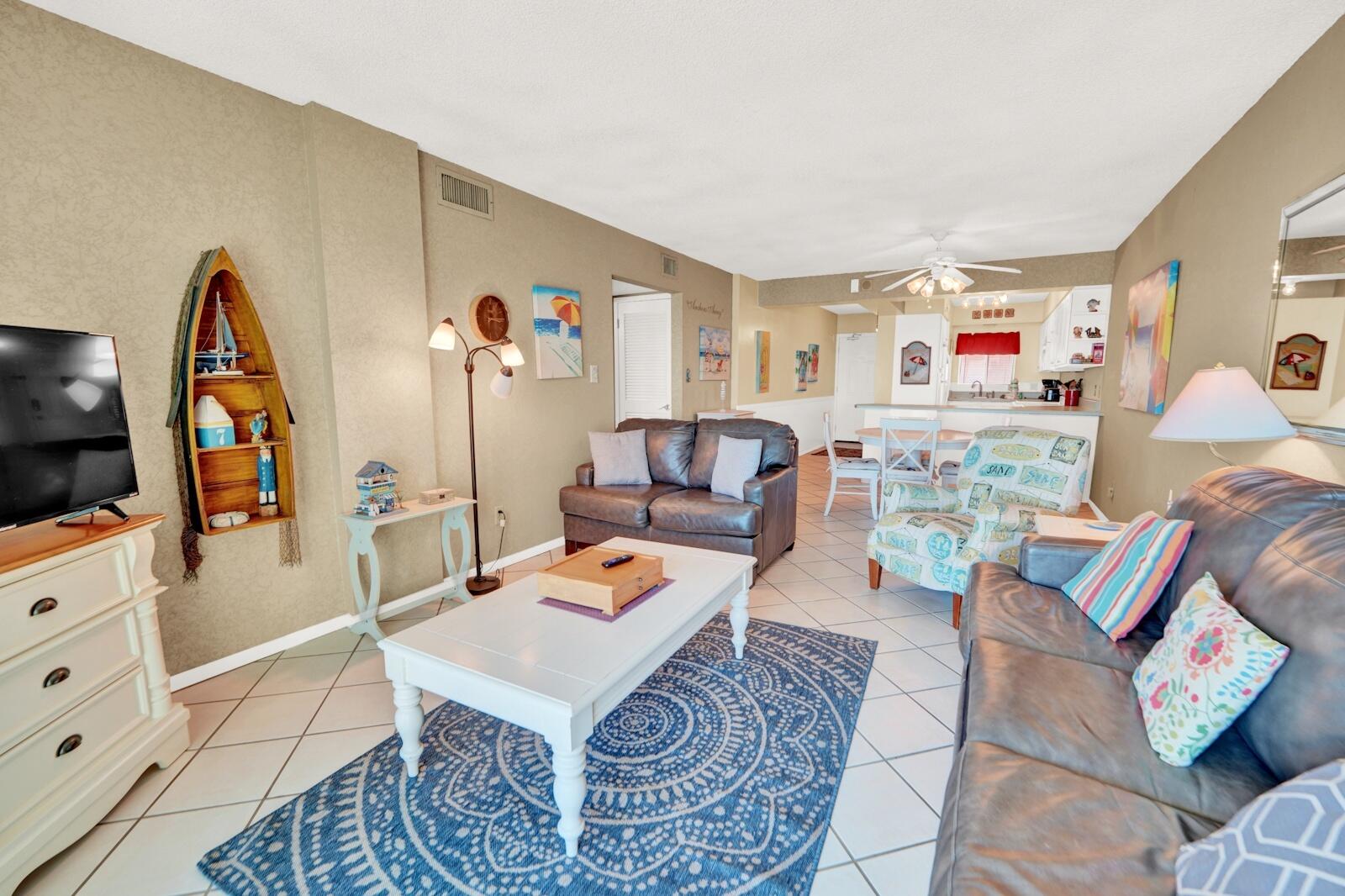 REGENCY TOWERS - Residential