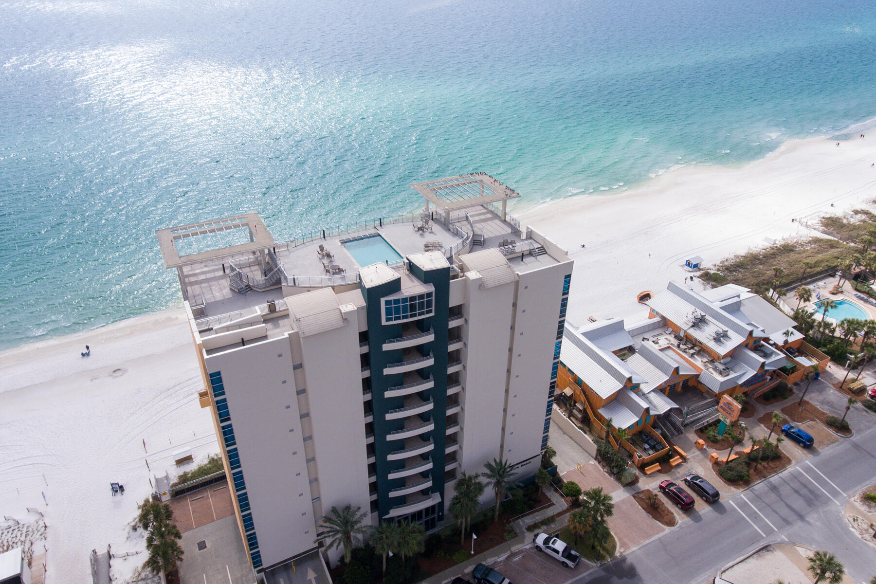 SIGNATURE BEACH - Residential
