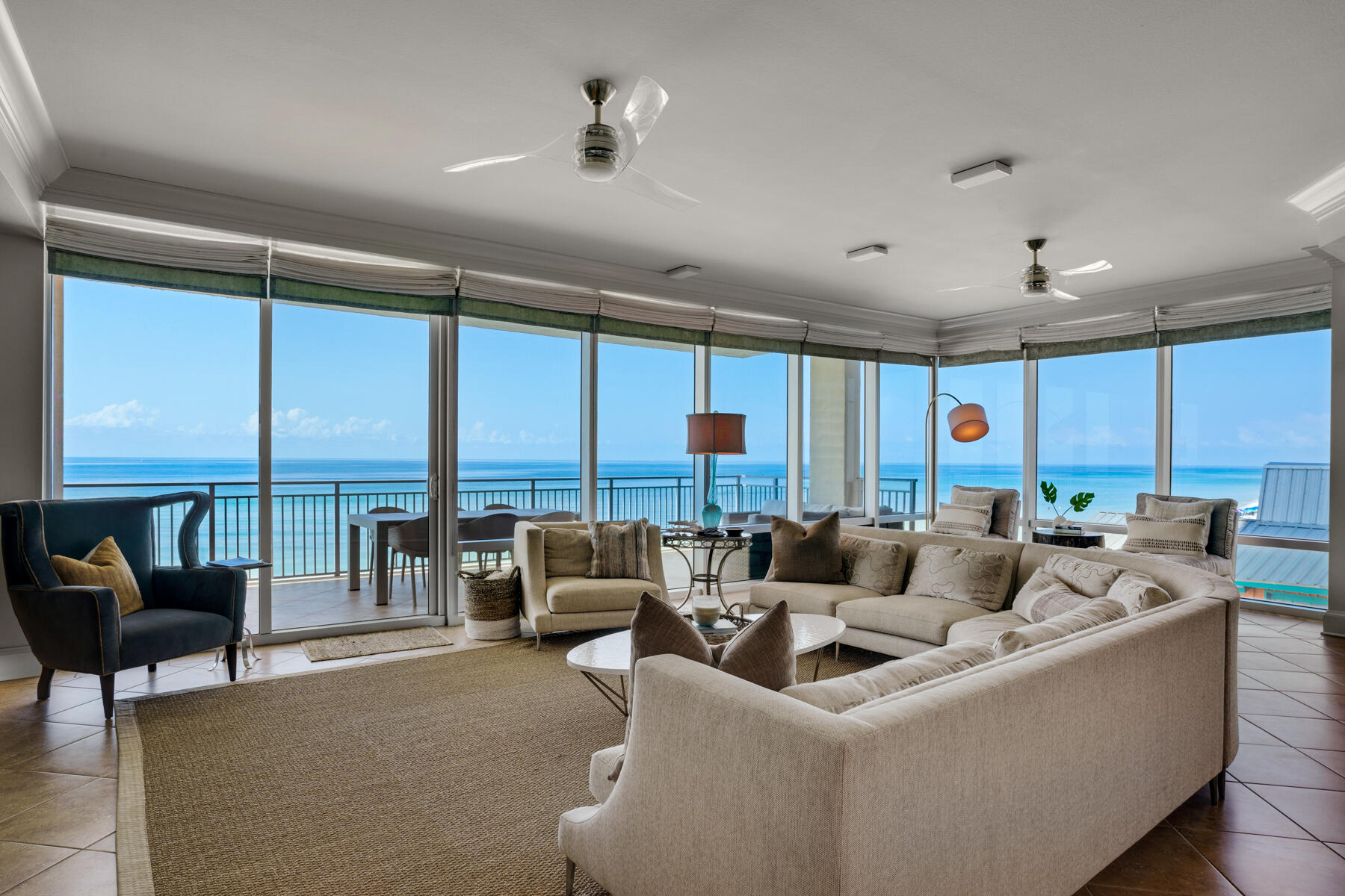 SIGNATURE BEACH - Residential