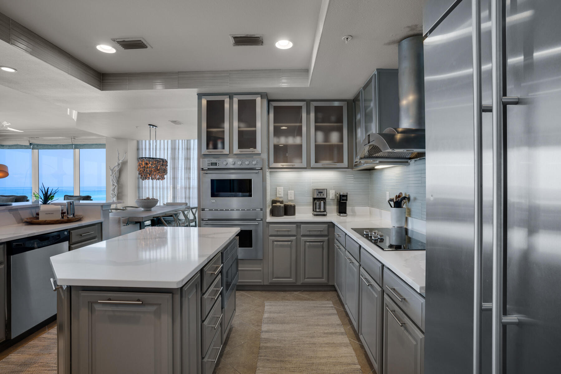 SIGNATURE BEACH - Residential