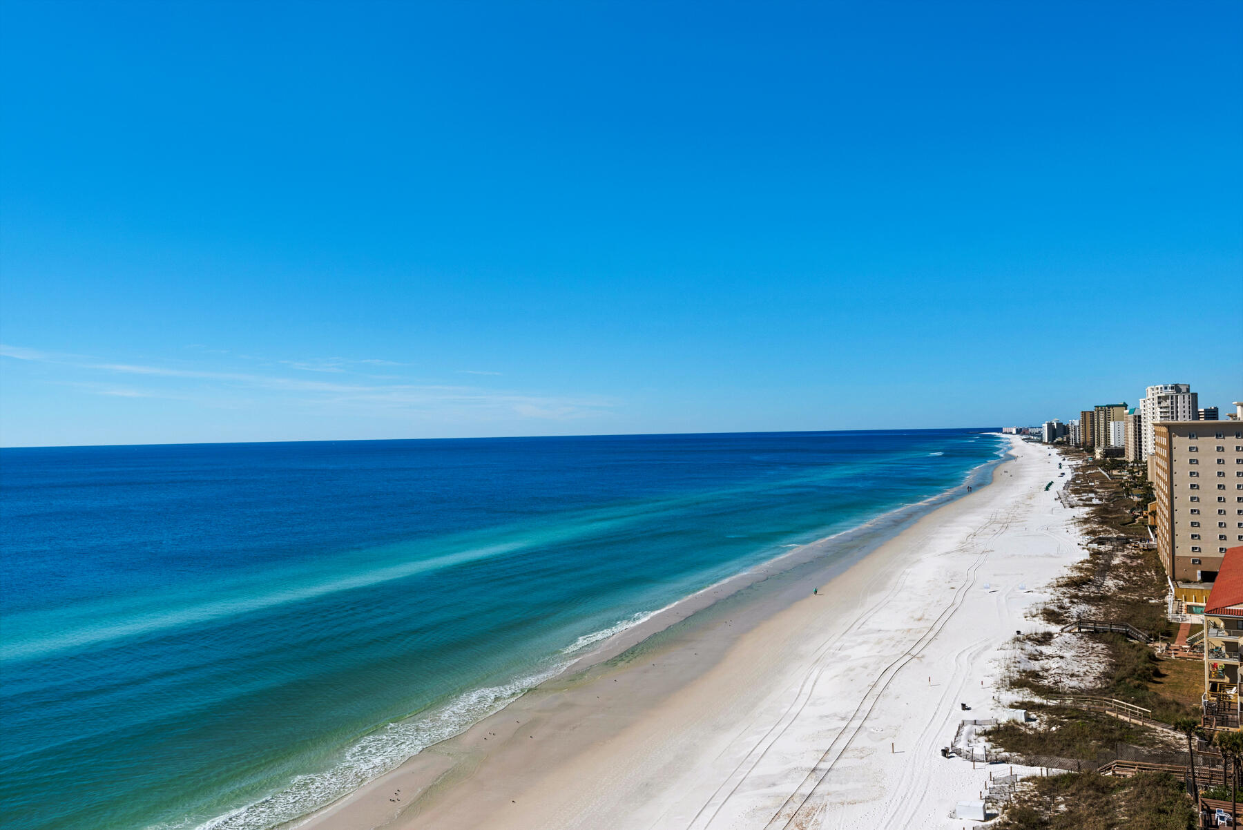 SIGNATURE BEACH - Residential