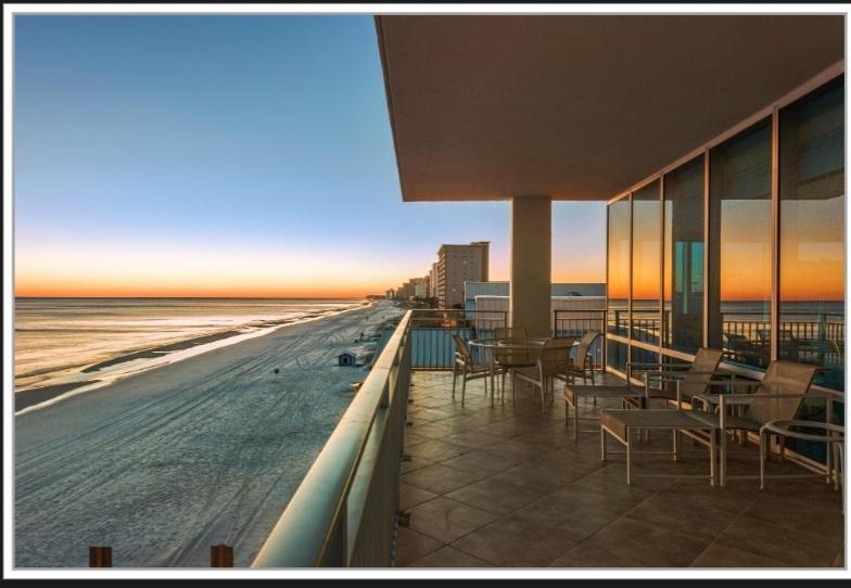 SIGNATURE BEACH - Residential