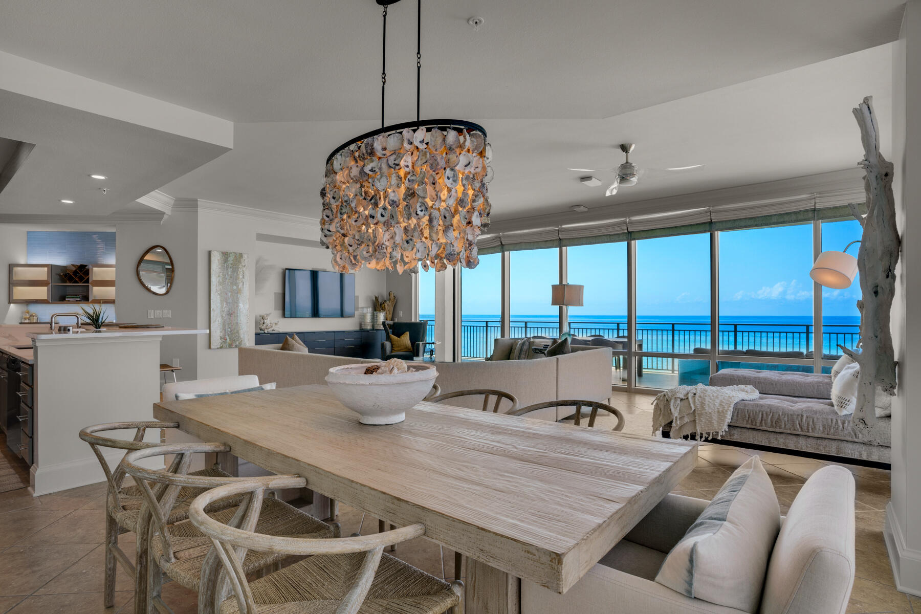 SIGNATURE BEACH - Residential