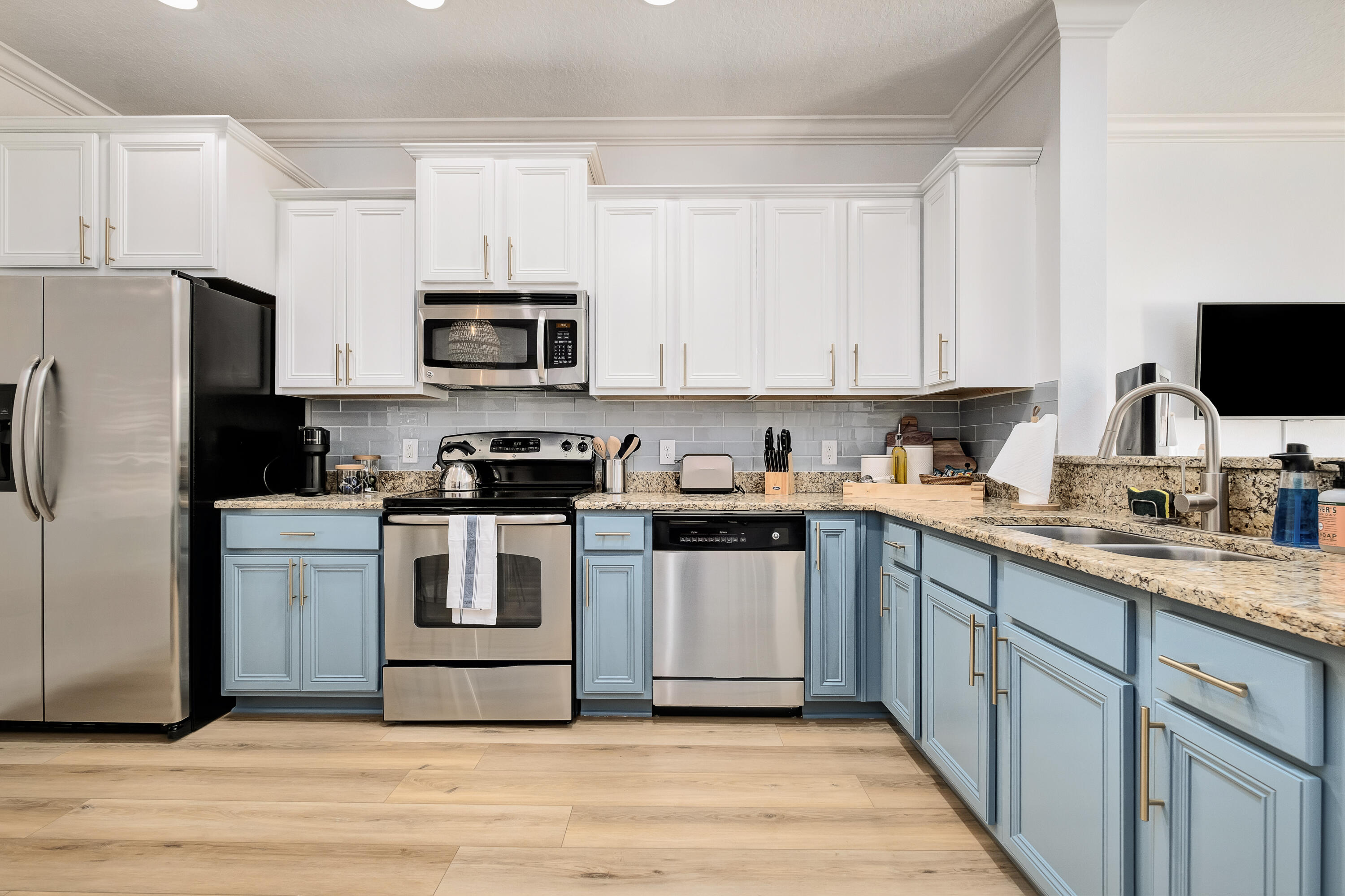 WEST SHORE PLACE - Residential