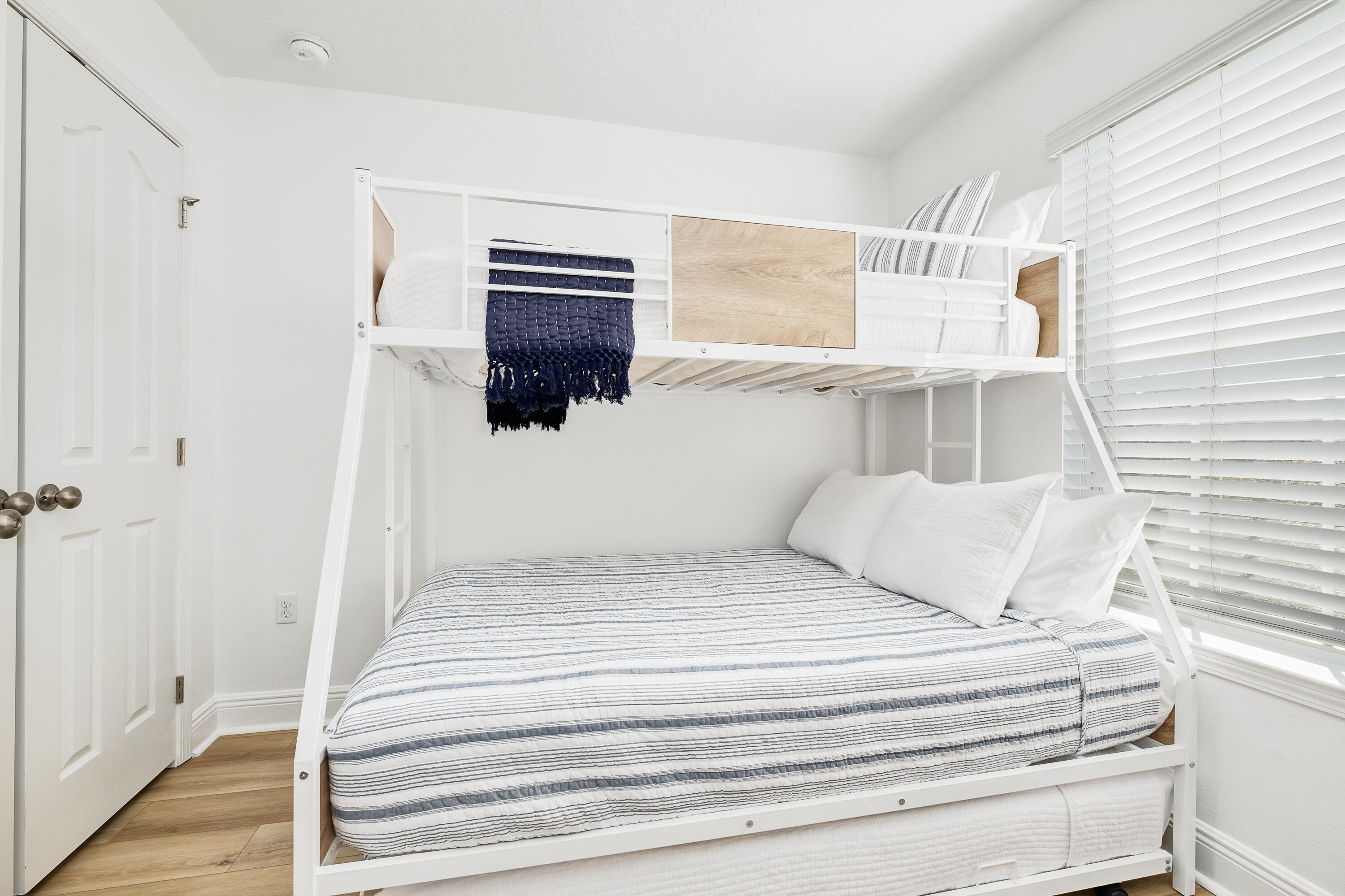 WEST SHORE PLACE - Residential