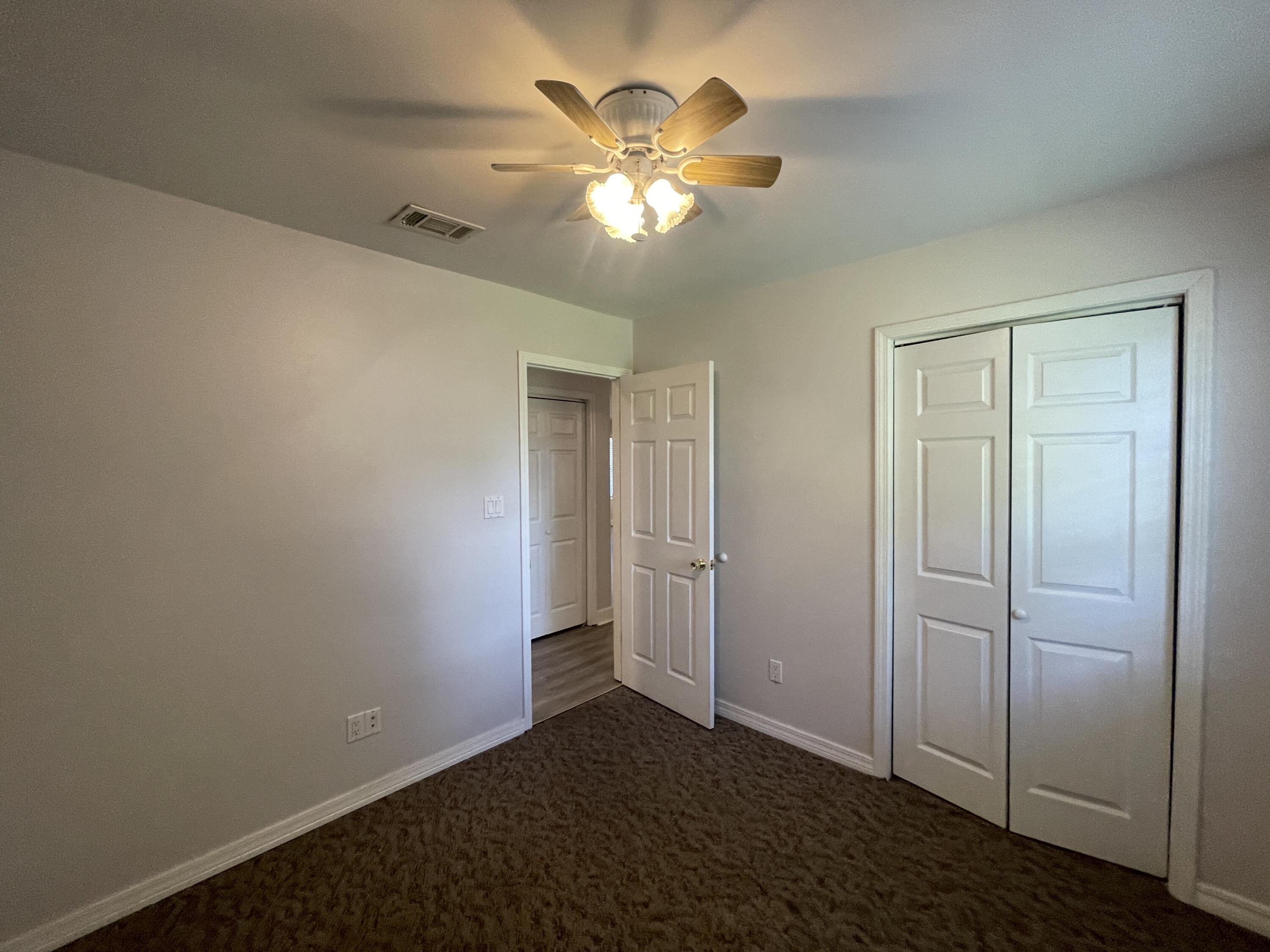 PALM ESTATES UNIT 6 - Residential Lease