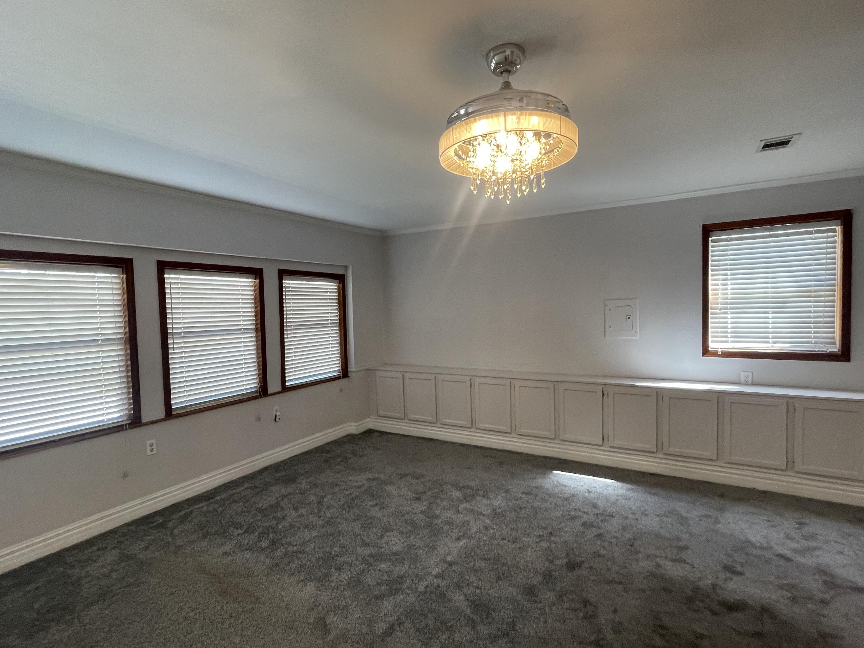 PALM ESTATES UNIT 6 - Residential Lease