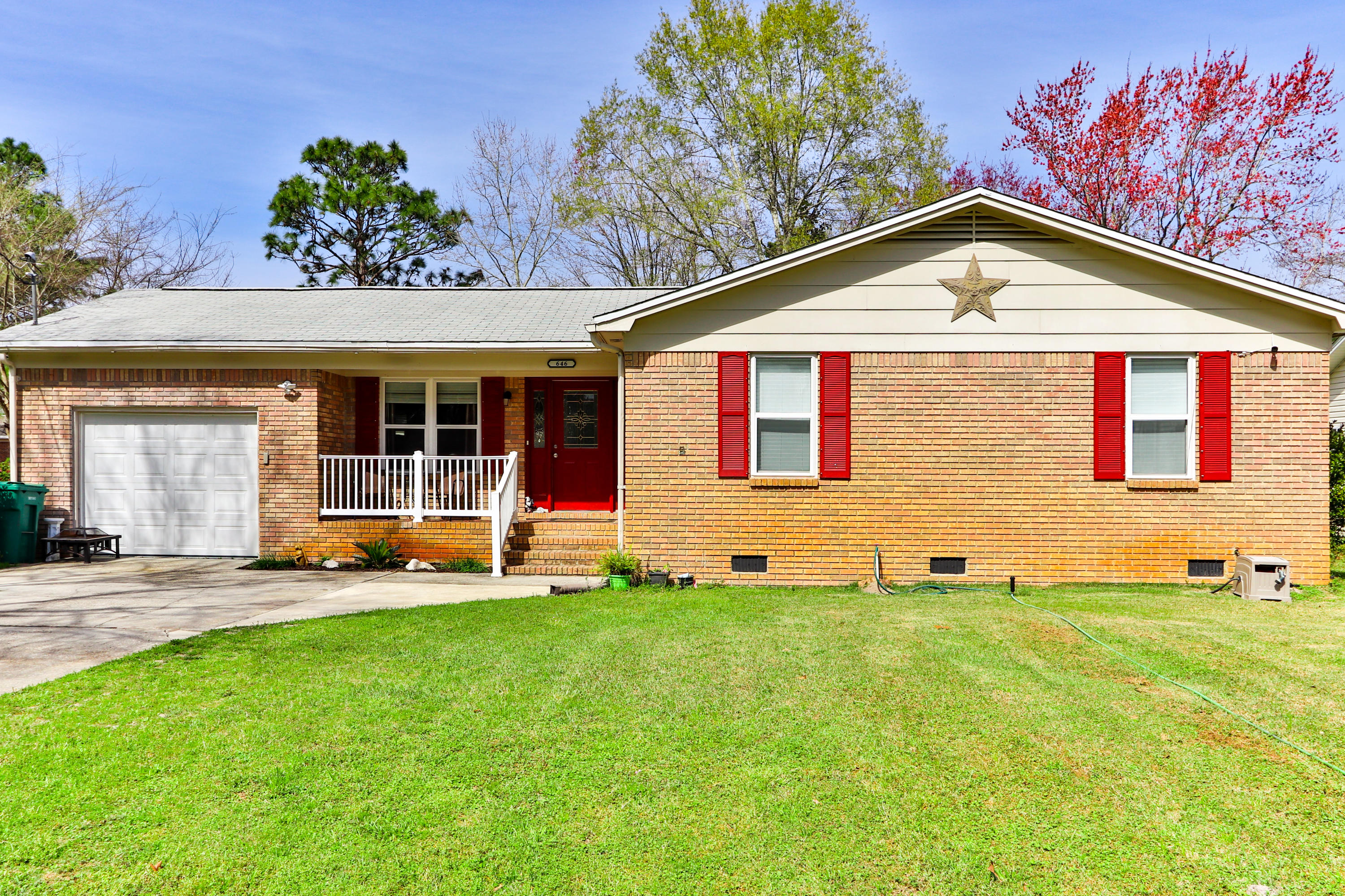 WYNNEHAVEN BEACH ESTATES - Residential