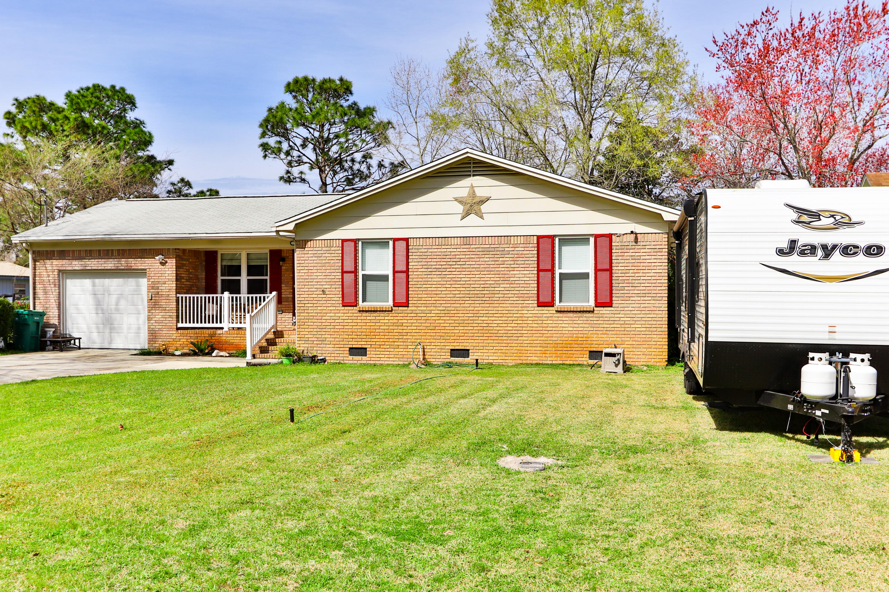 WYNNEHAVEN BEACH ESTATES - Residential