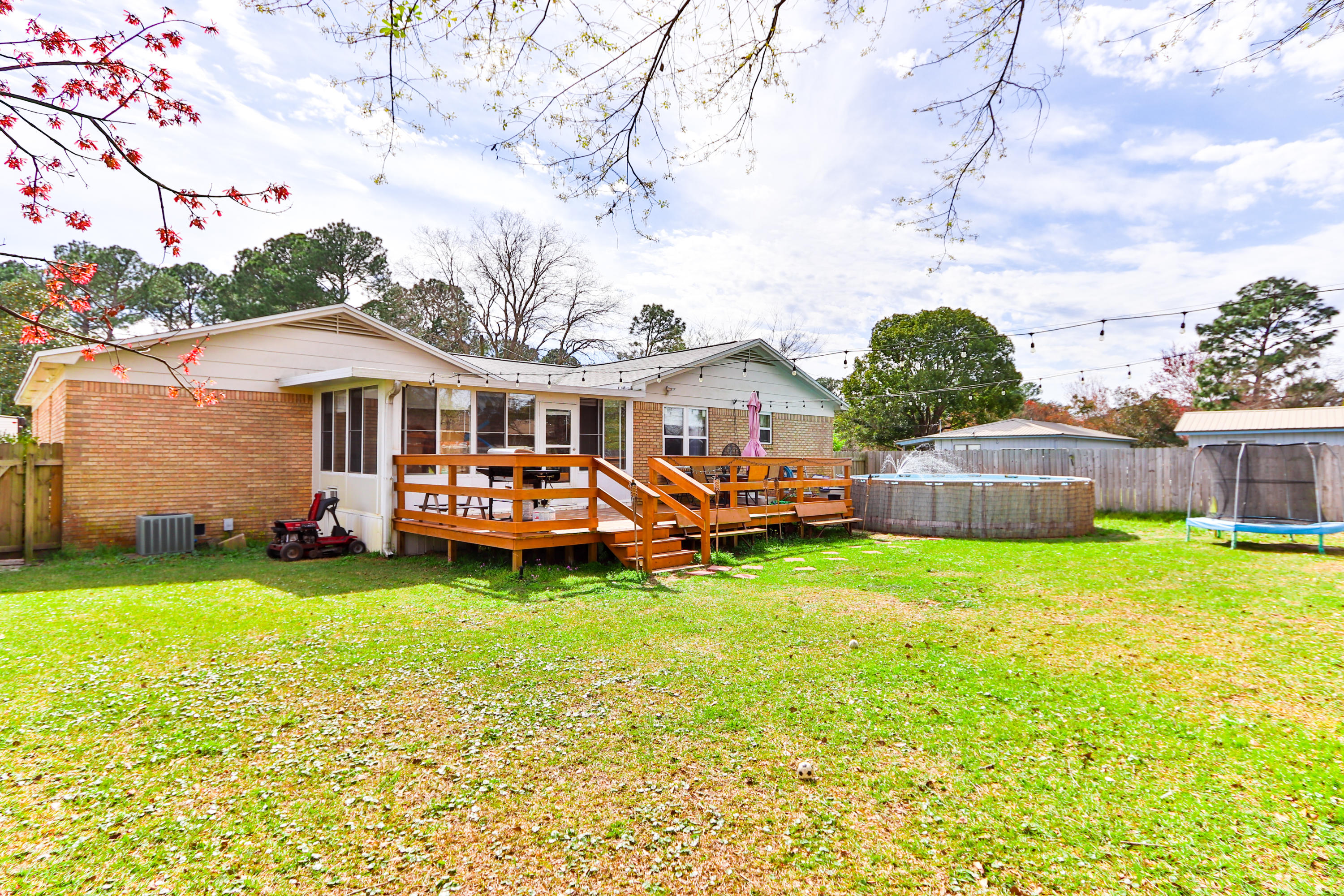 WYNNEHAVEN BEACH ESTATES - Residential