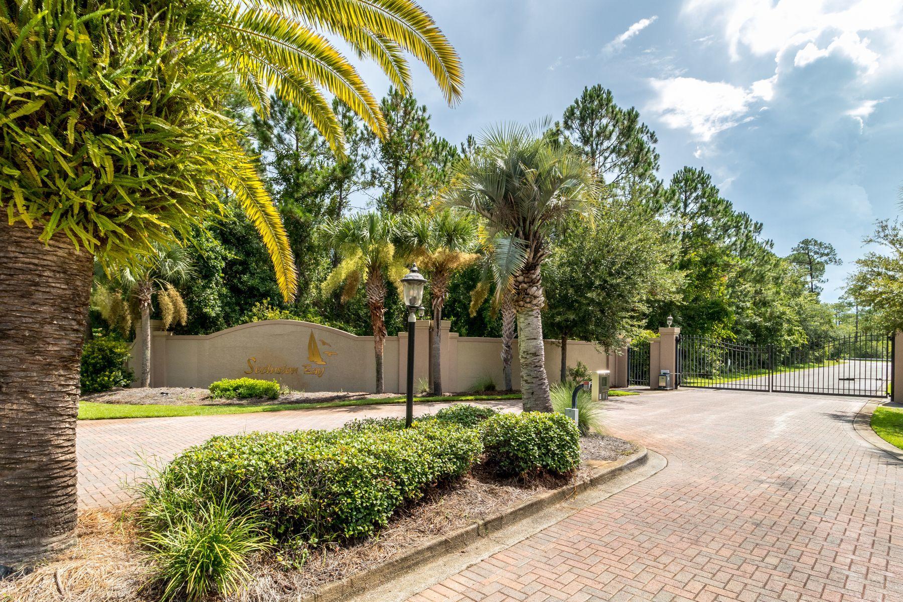 SECLUSION BAY - Land